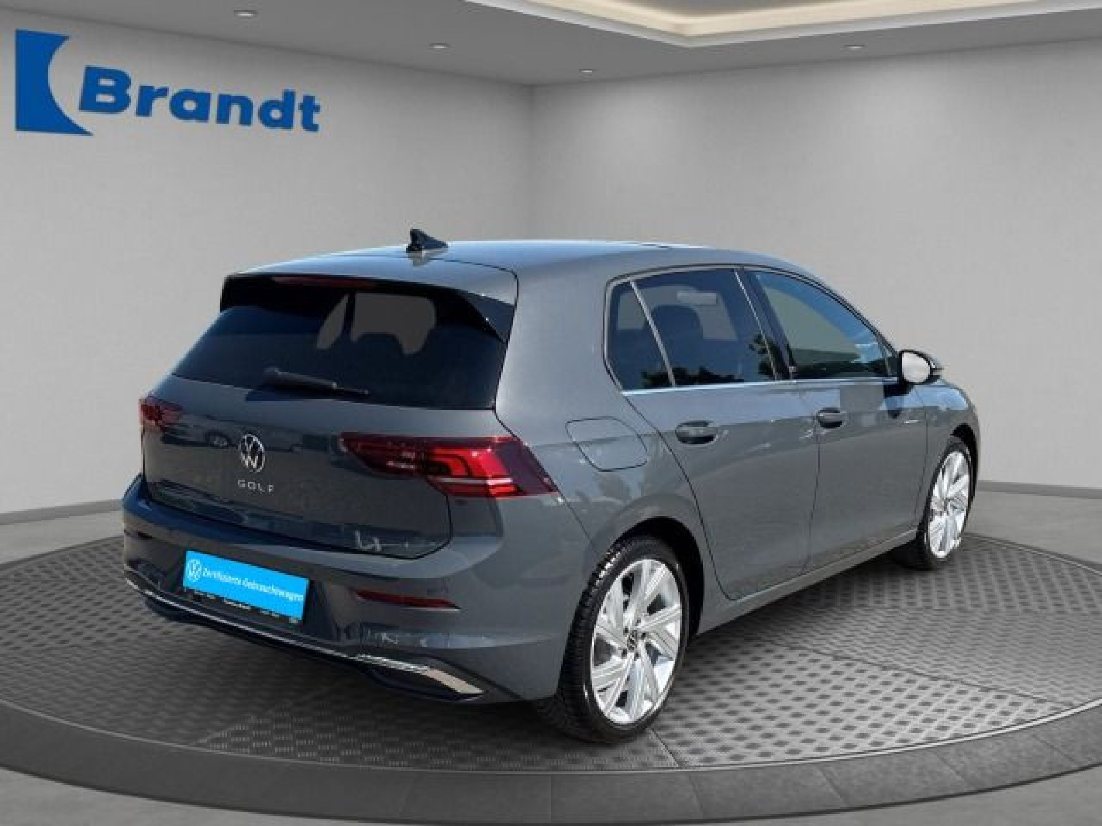 Volkswagen - Golf_4