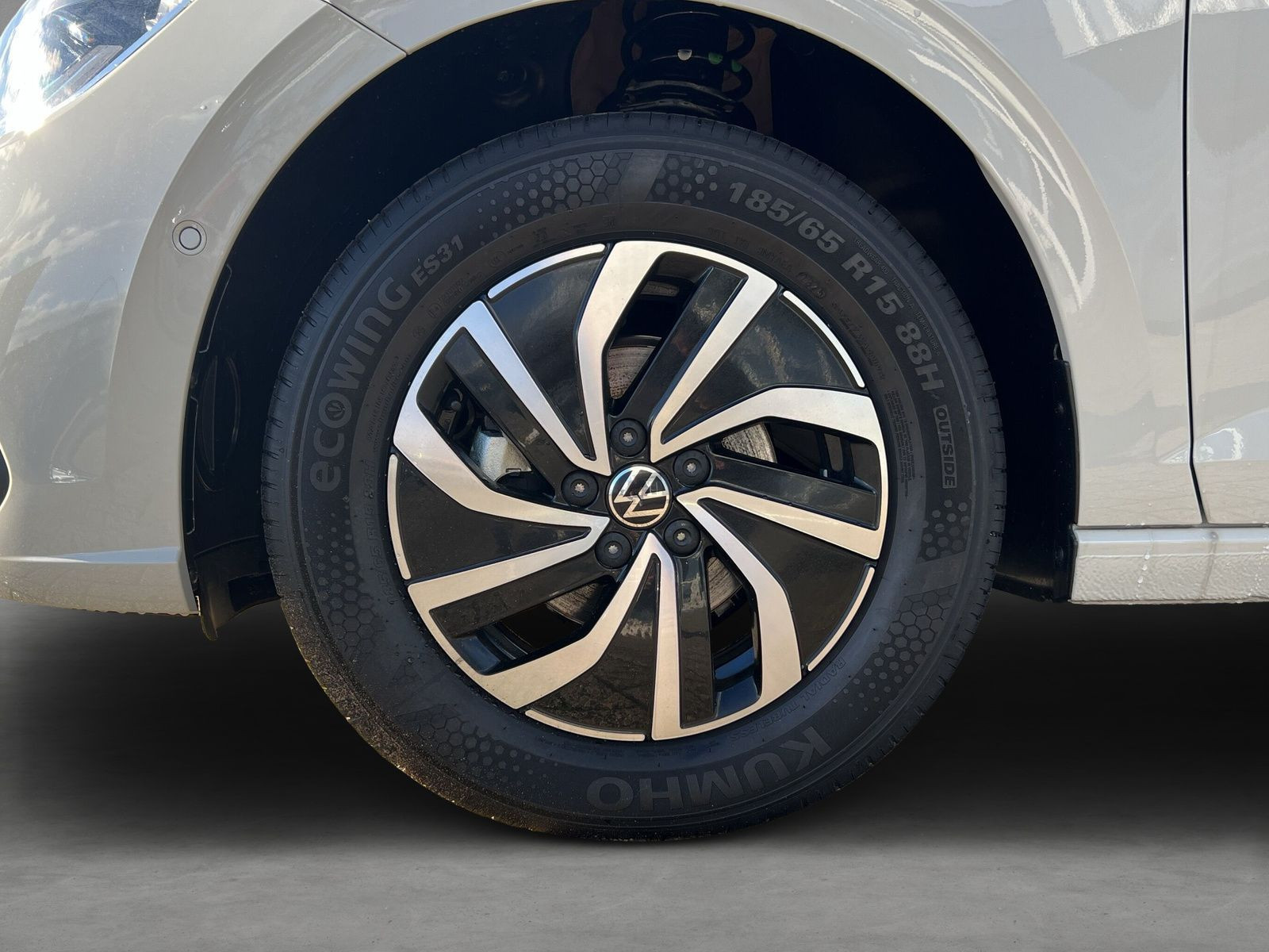 Volkswagen - Polo_6