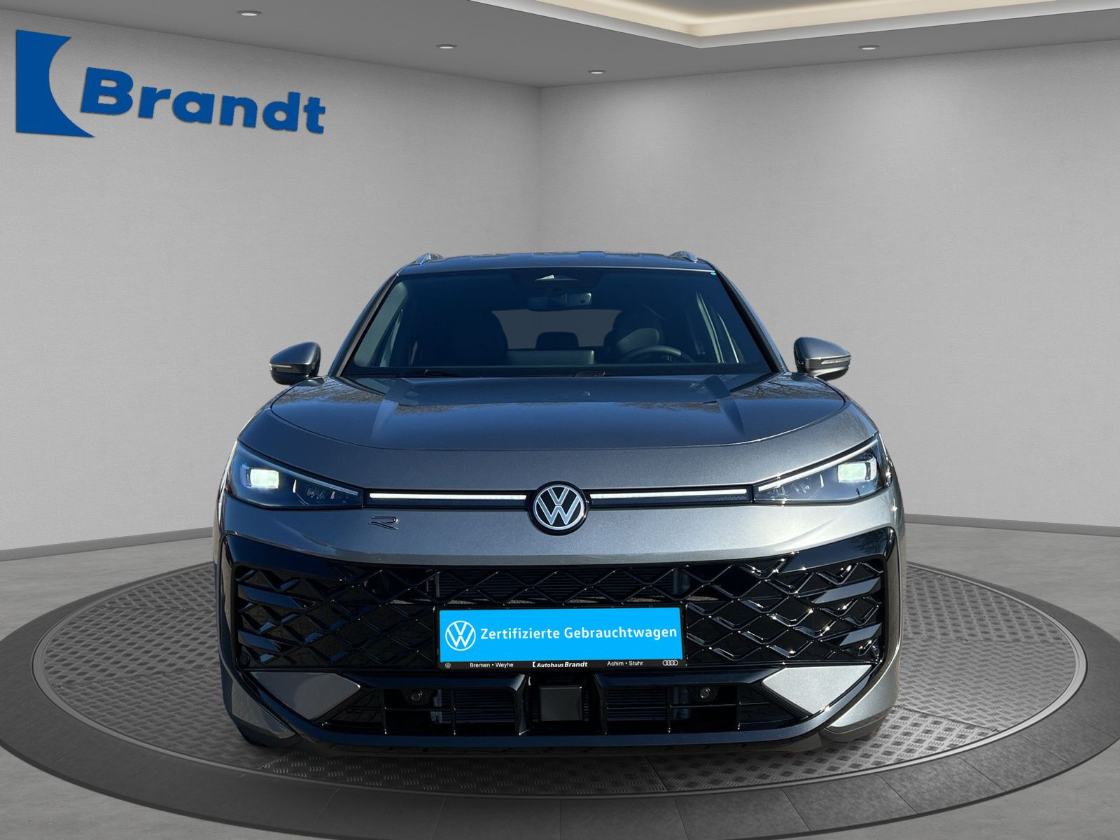 Volkswagen - T-Roc_4