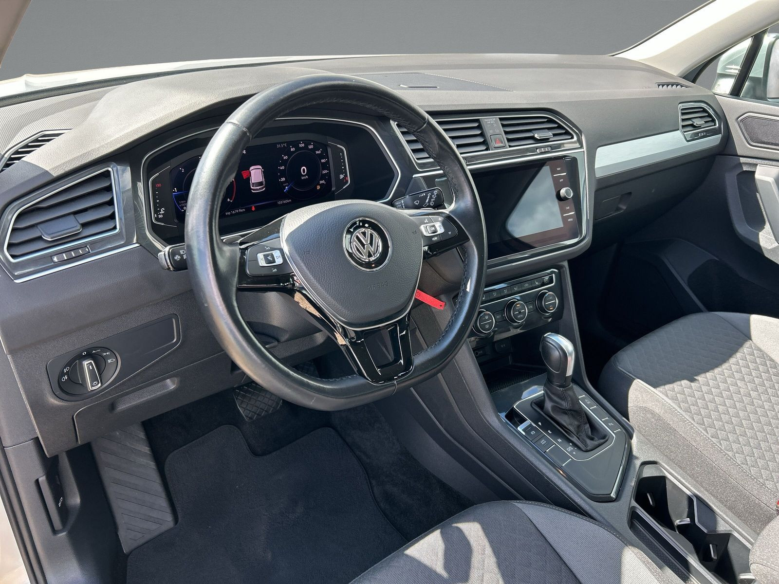 Volkswagen - Tiguan_7