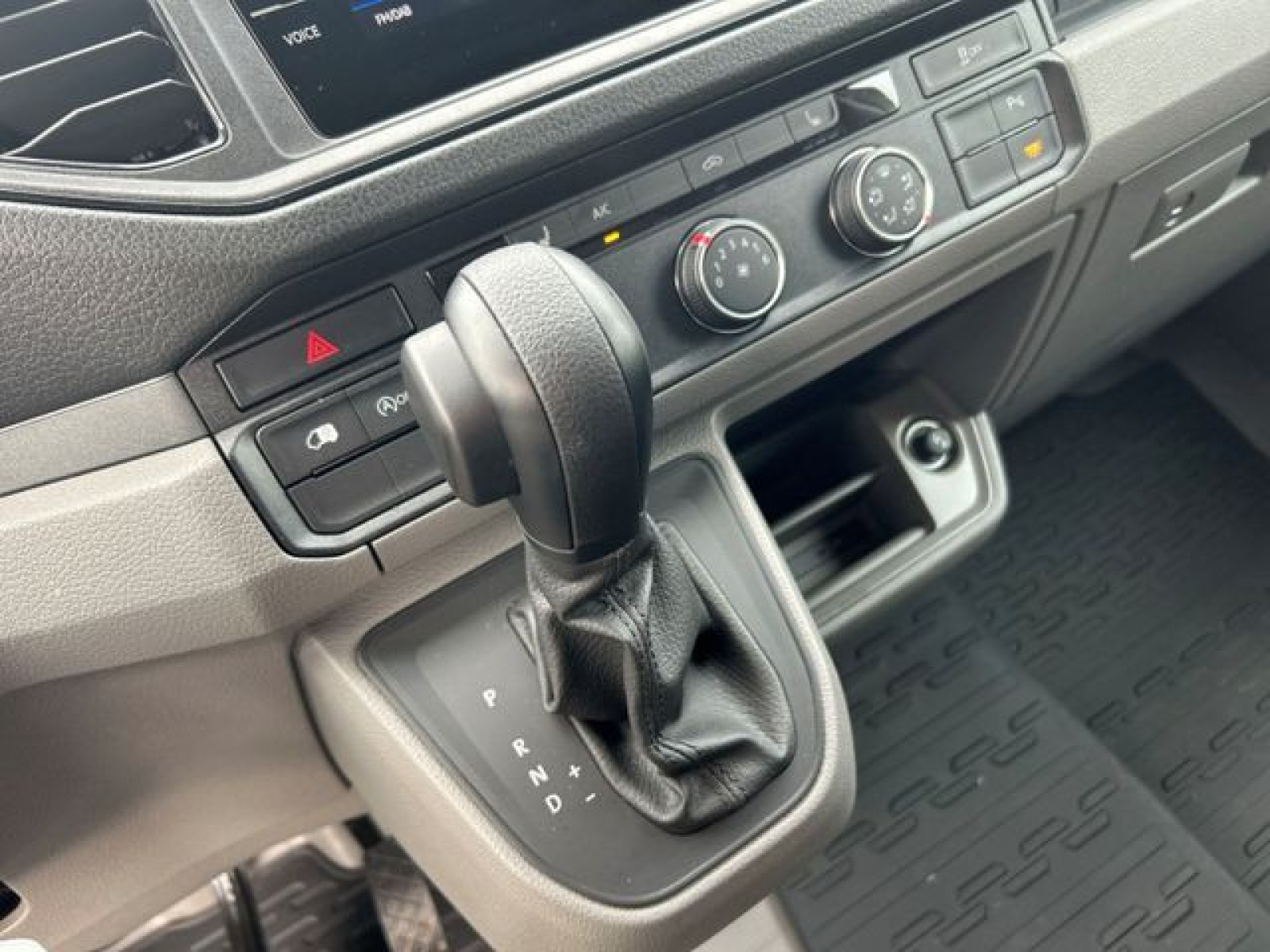 Volkswagen - Crafter_15