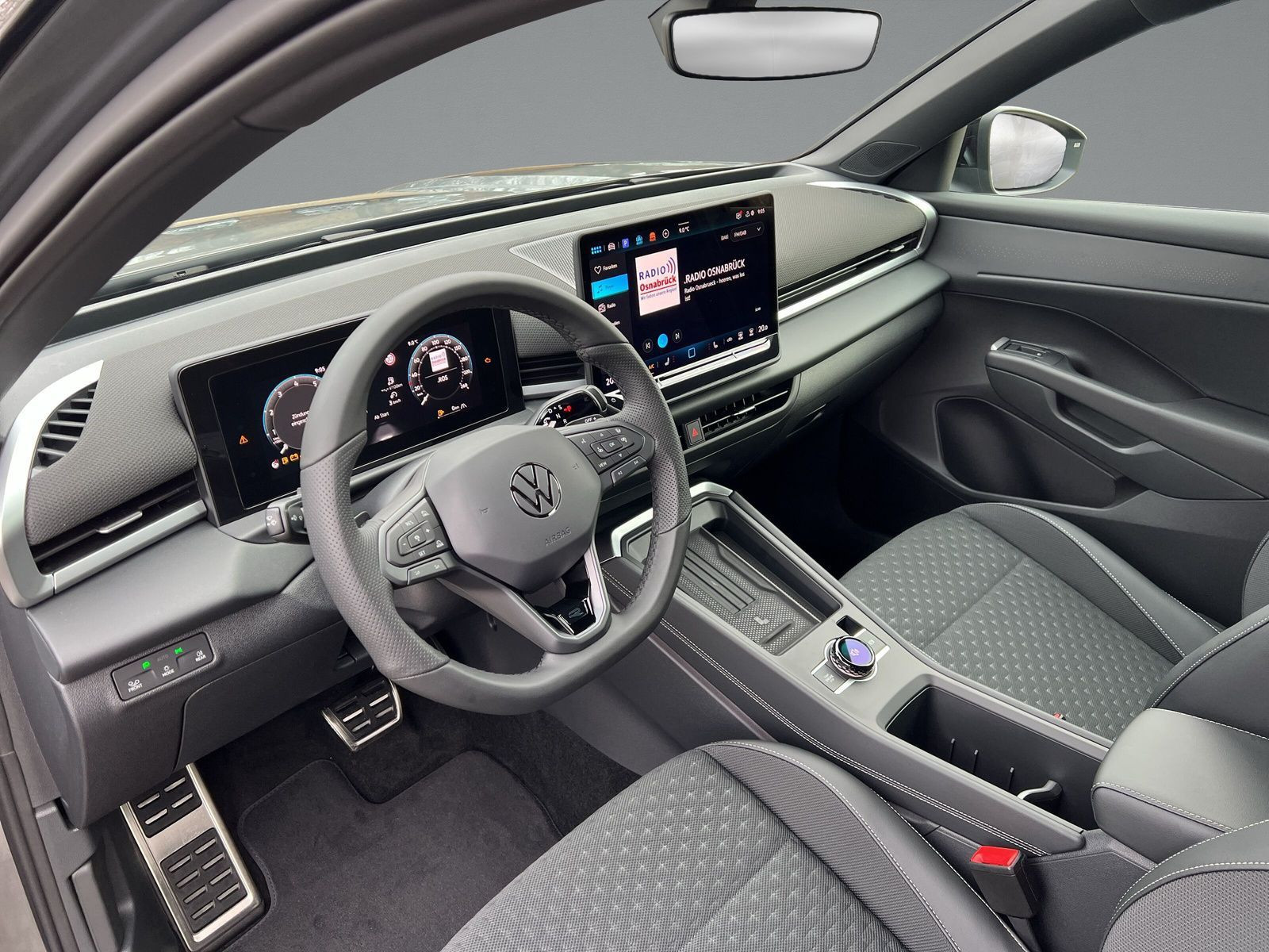 Volkswagen - T-Roc_7