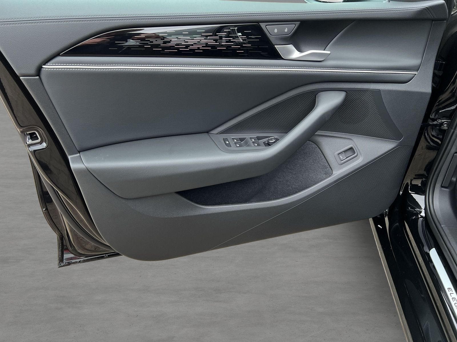 Volkswagen - Passat Variant_21