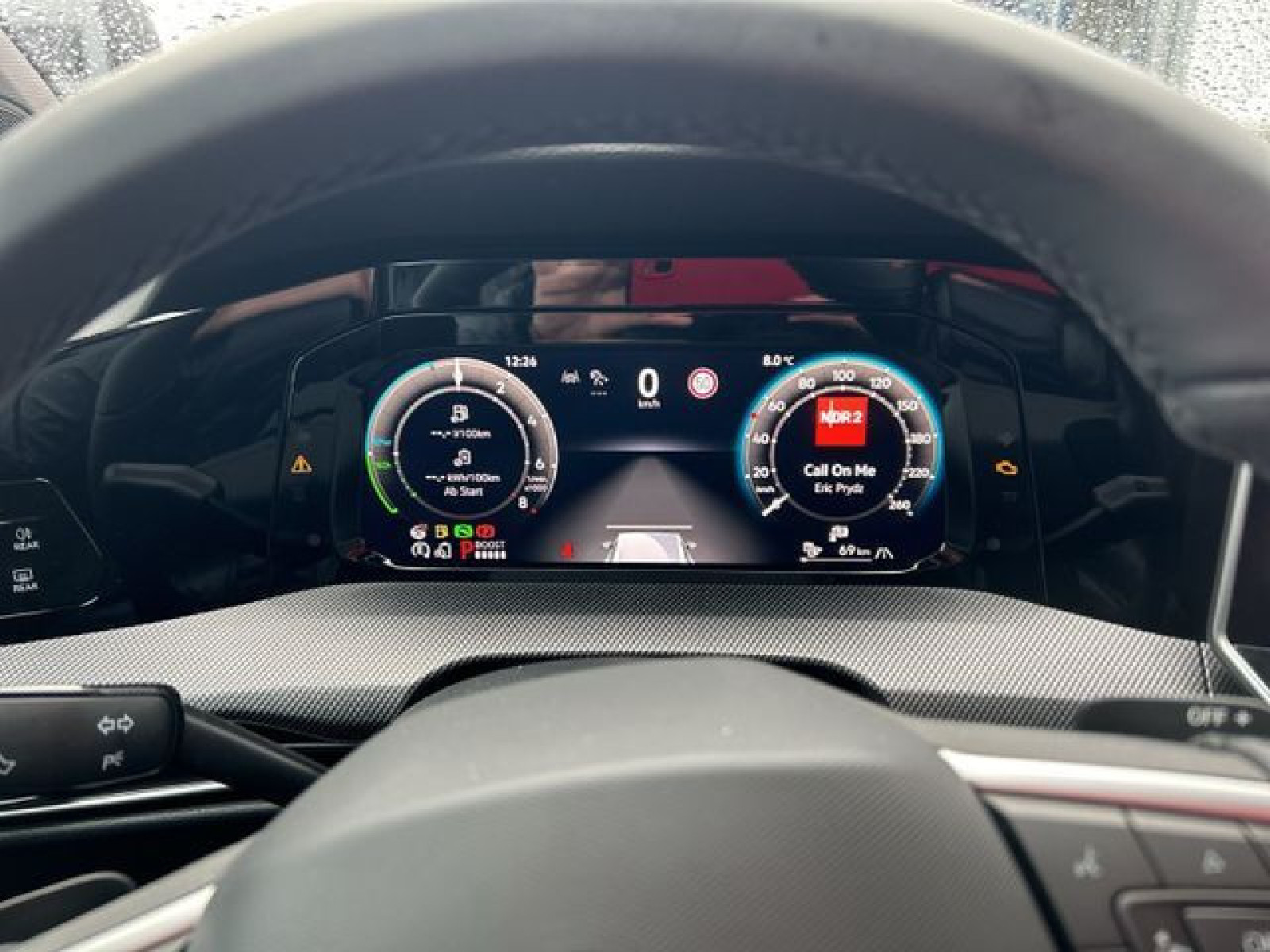 Volkswagen - Golf_22