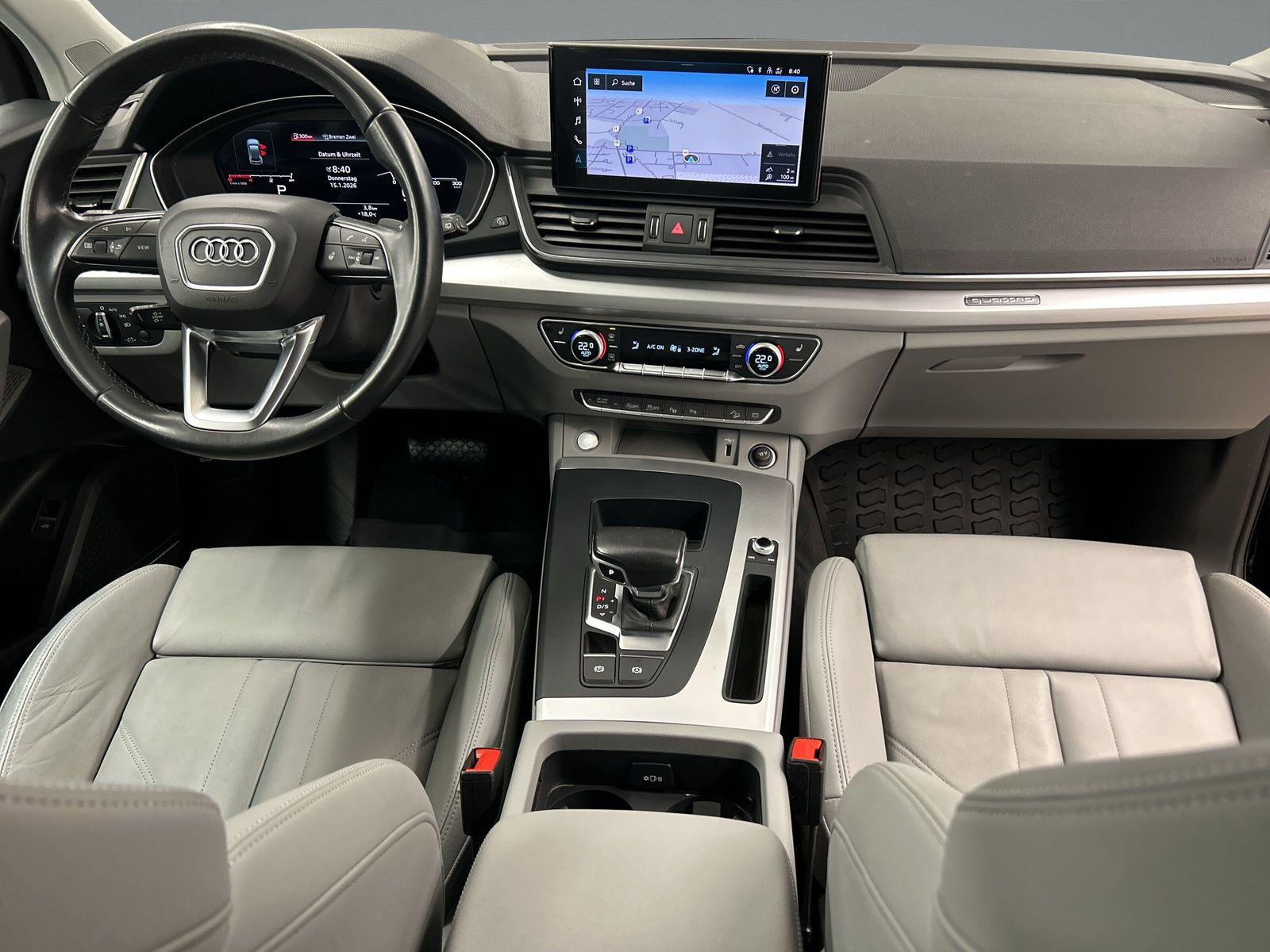 Audi - Q5_8
