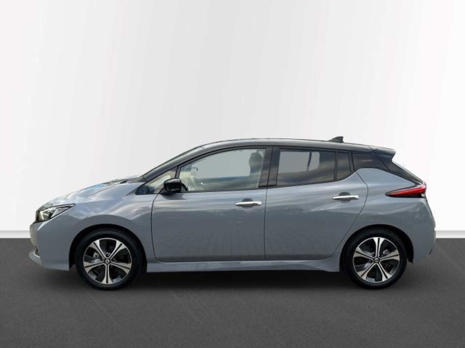 Nissan - Leaf_3