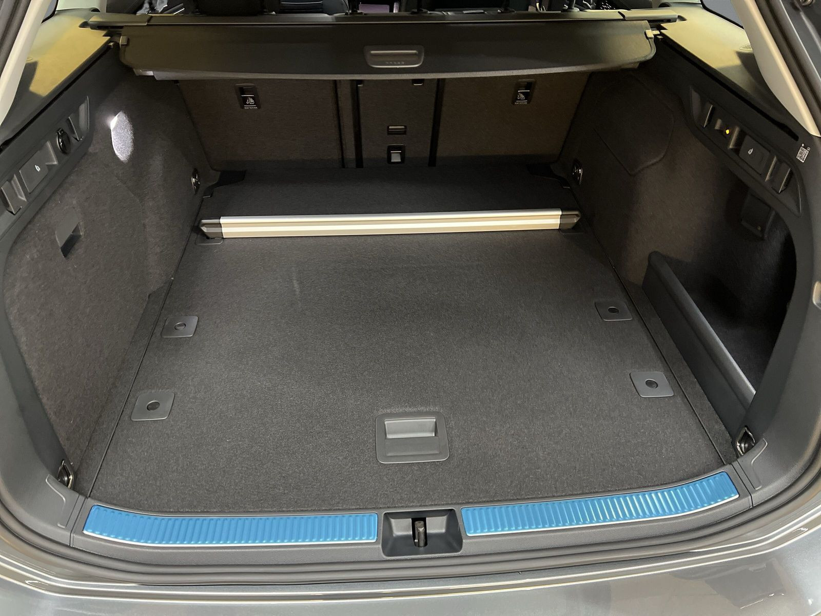 Volkswagen - Passat Variant_9