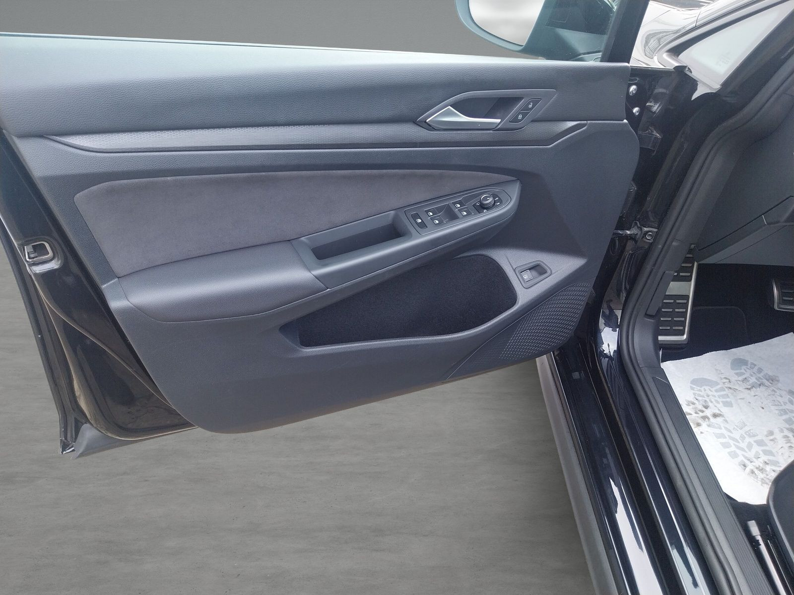 Volkswagen - Golf_21