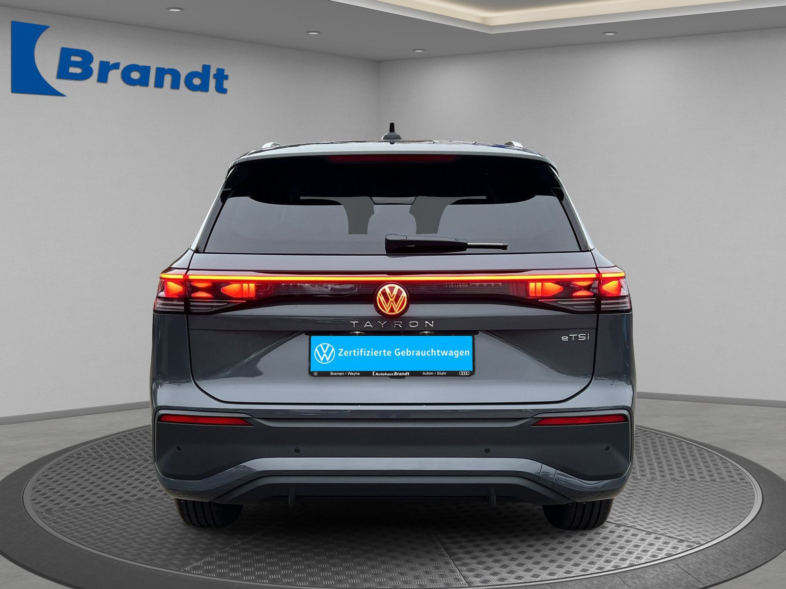 Volkswagen - Tayron_5