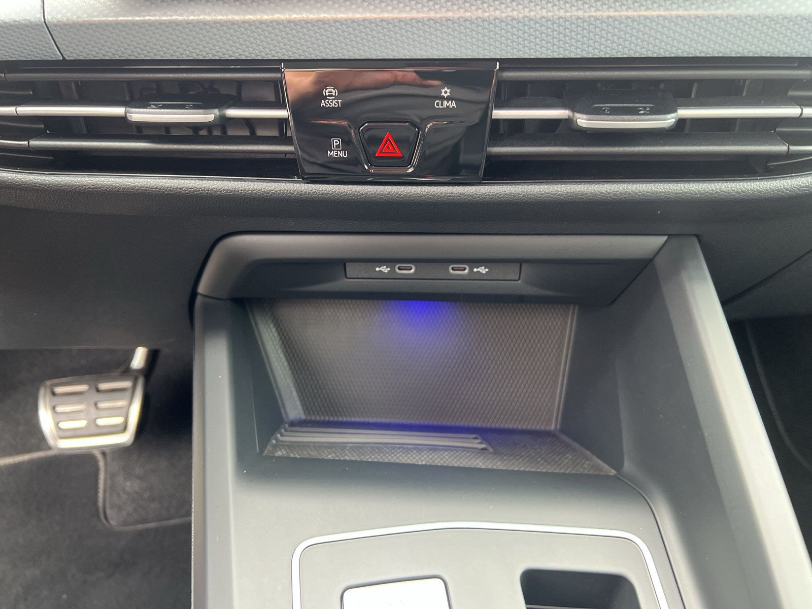 Volkswagen - Golf_19