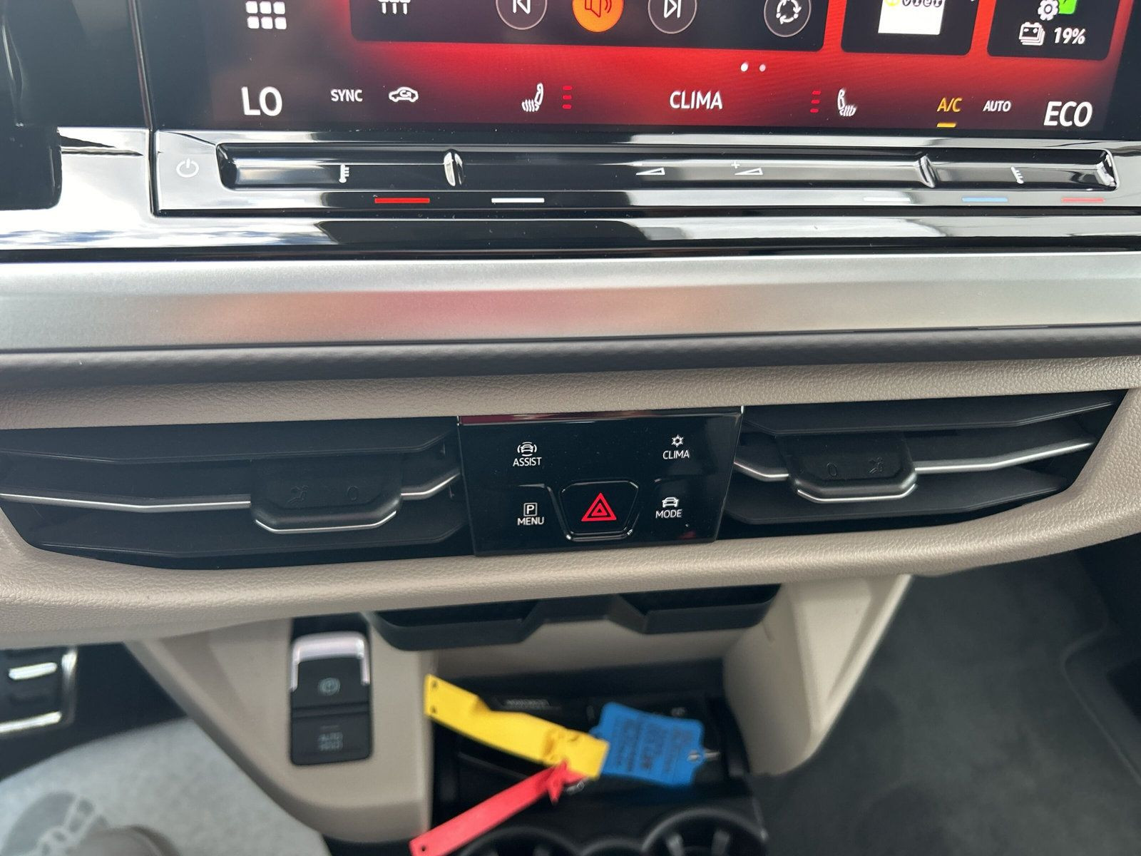 Volkswagen - Multivan_16