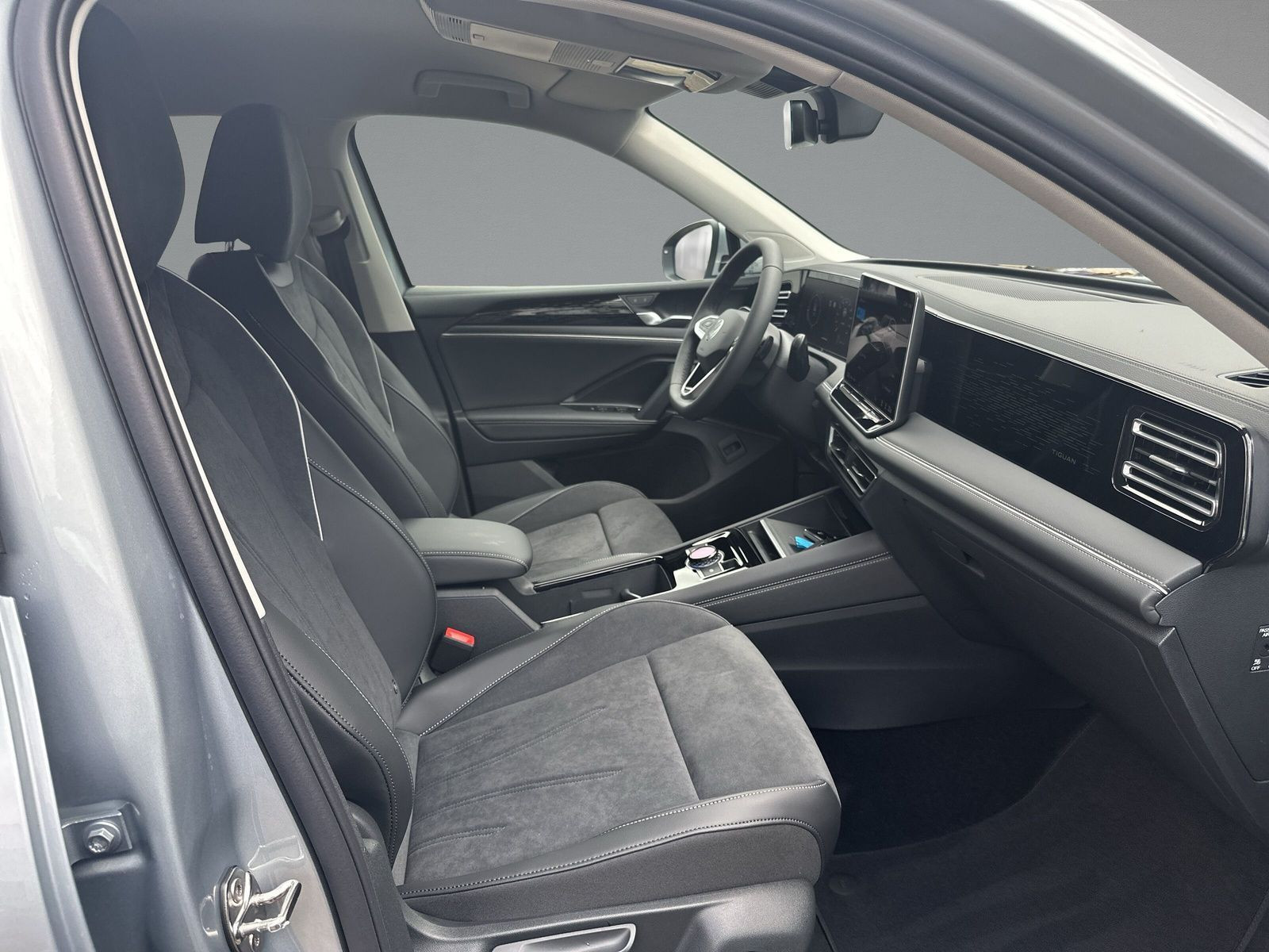 Volkswagen - Tiguan_12