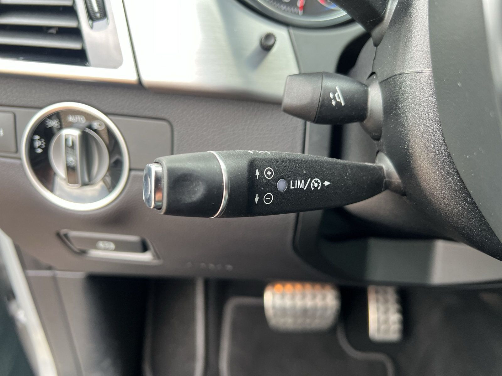 Mercedes-Benz - GLE 400_25