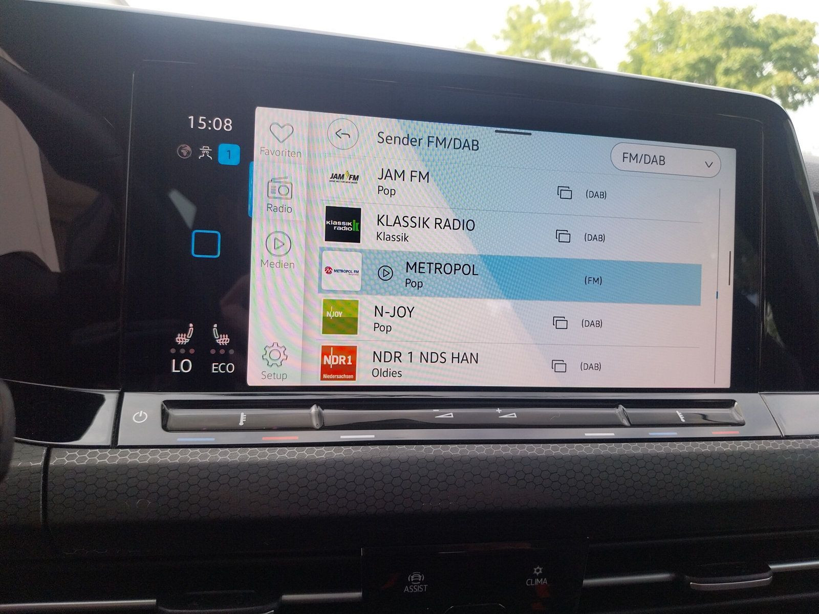 Volkswagen - Golf_16