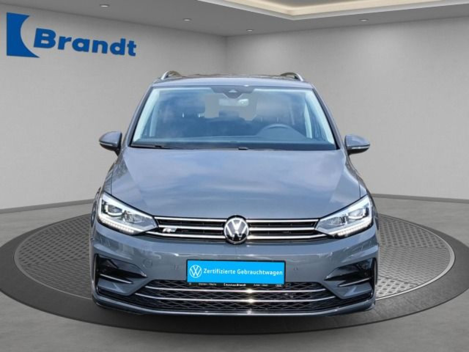 Volkswagen - Touran_4