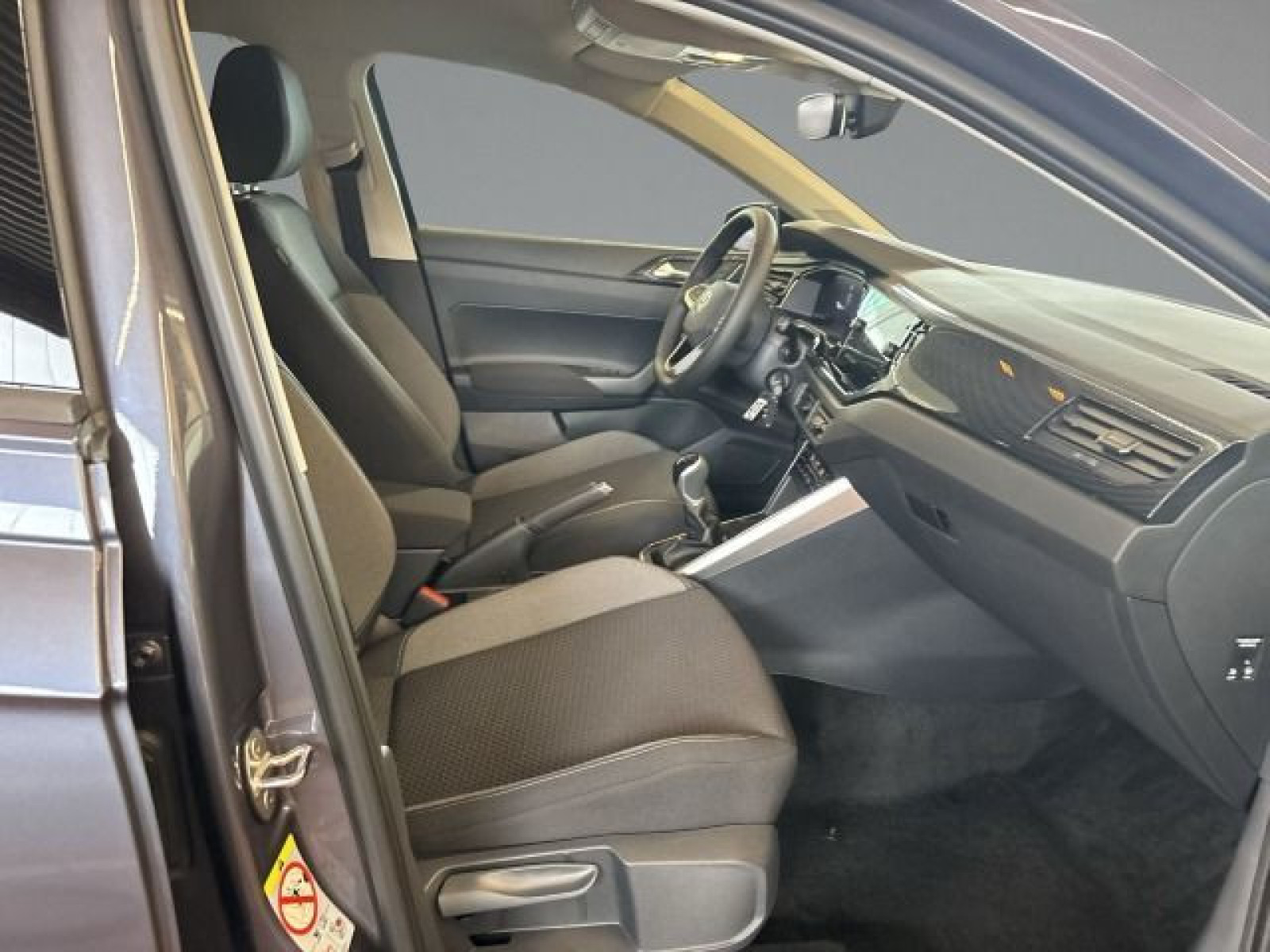 Volkswagen - Polo_12