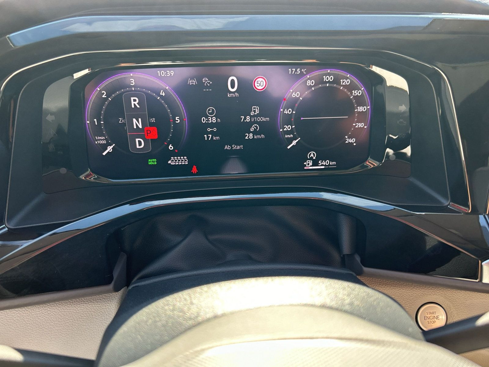 Volkswagen - Multivan_19