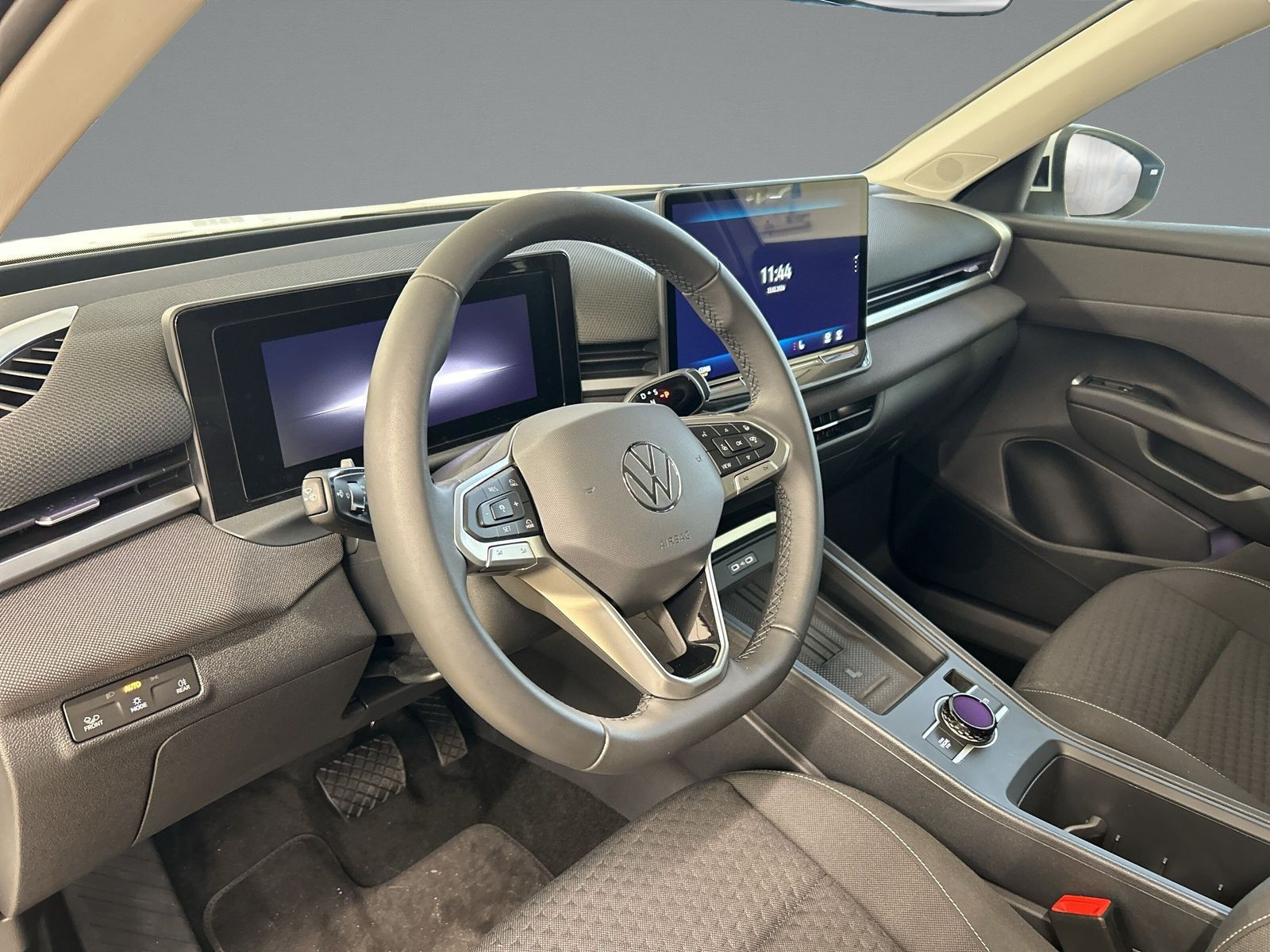 Volkswagen - T-Roc_7