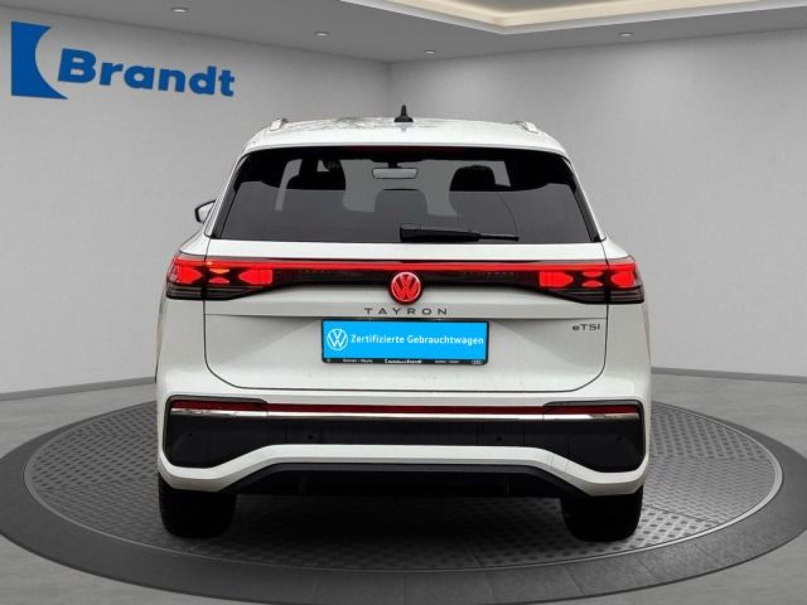 Volkswagen - Tayron_6