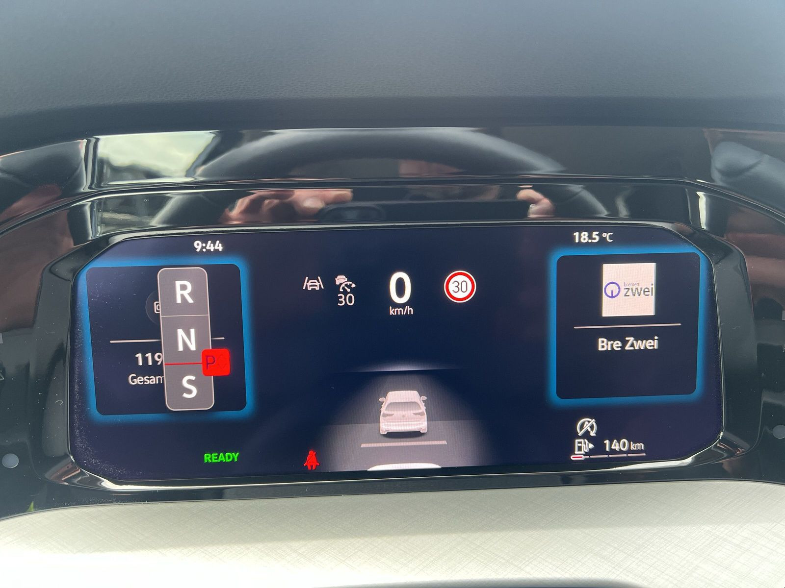 Volkswagen - Golf_22