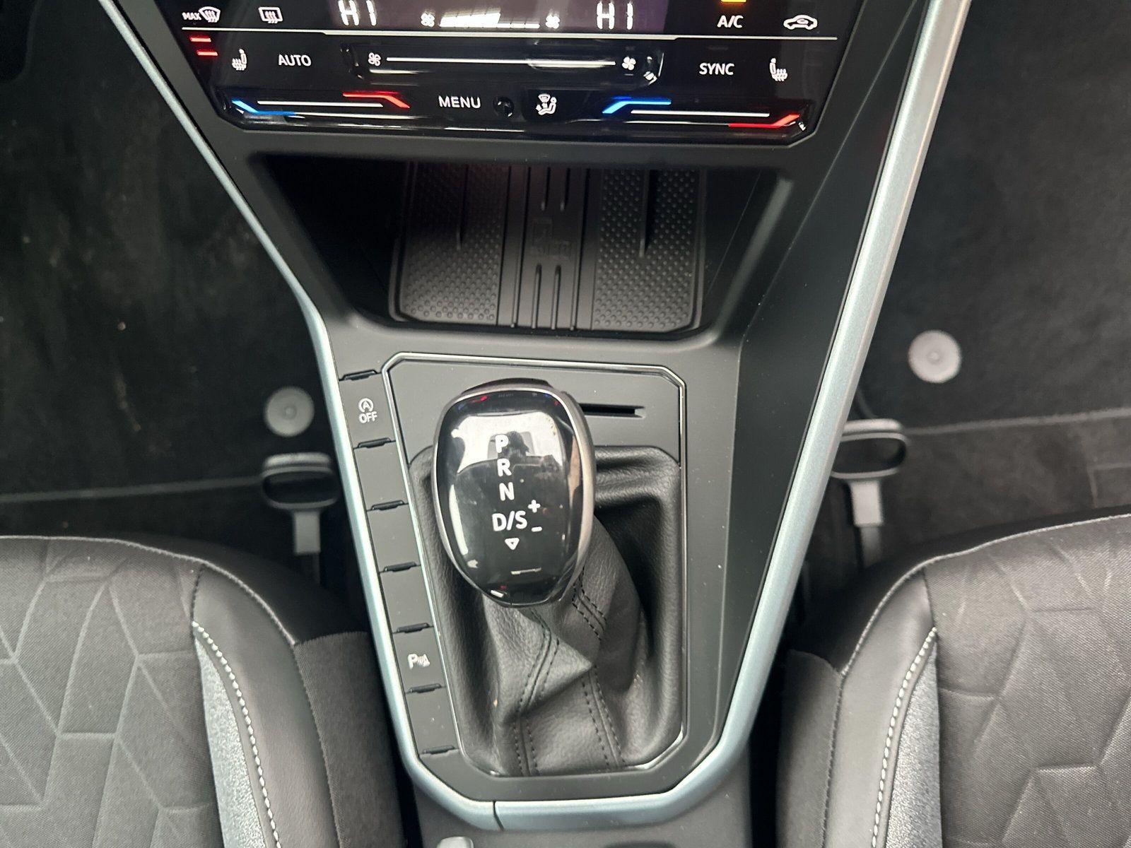 Volkswagen - Polo_15