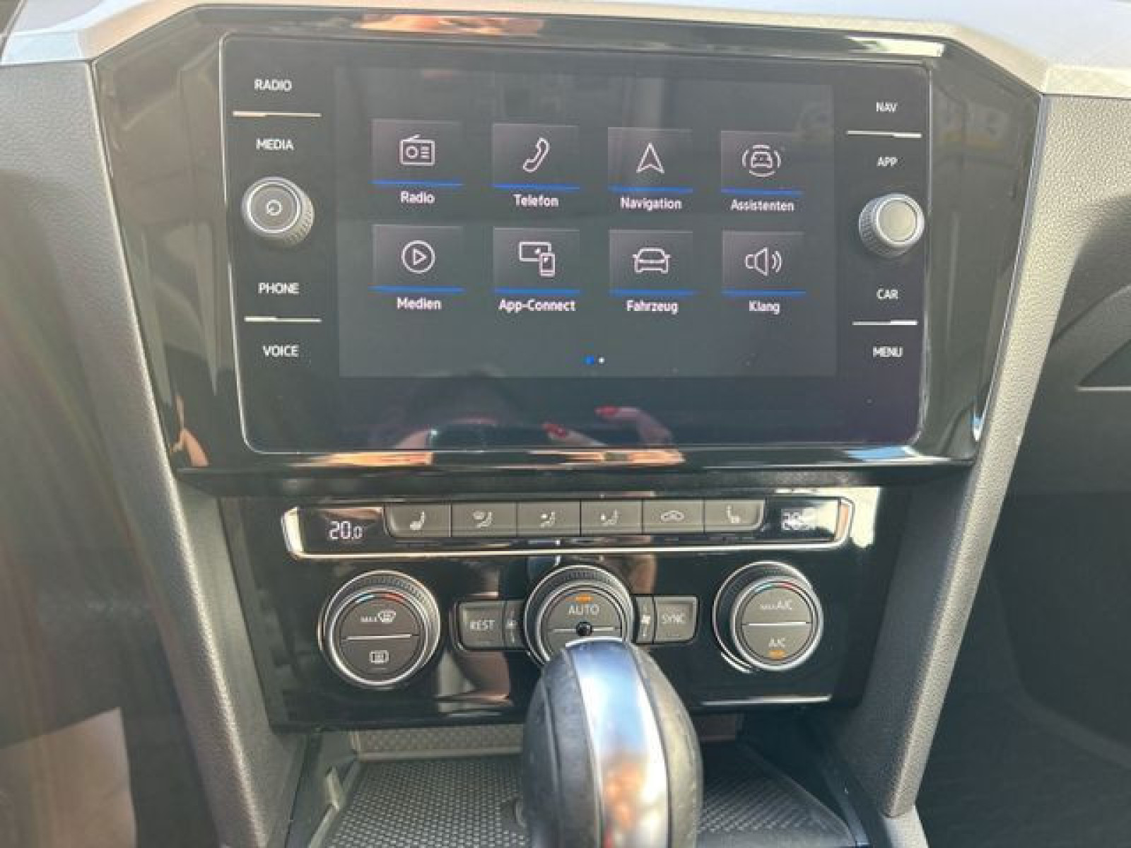 Volkswagen - Passat Variant_16