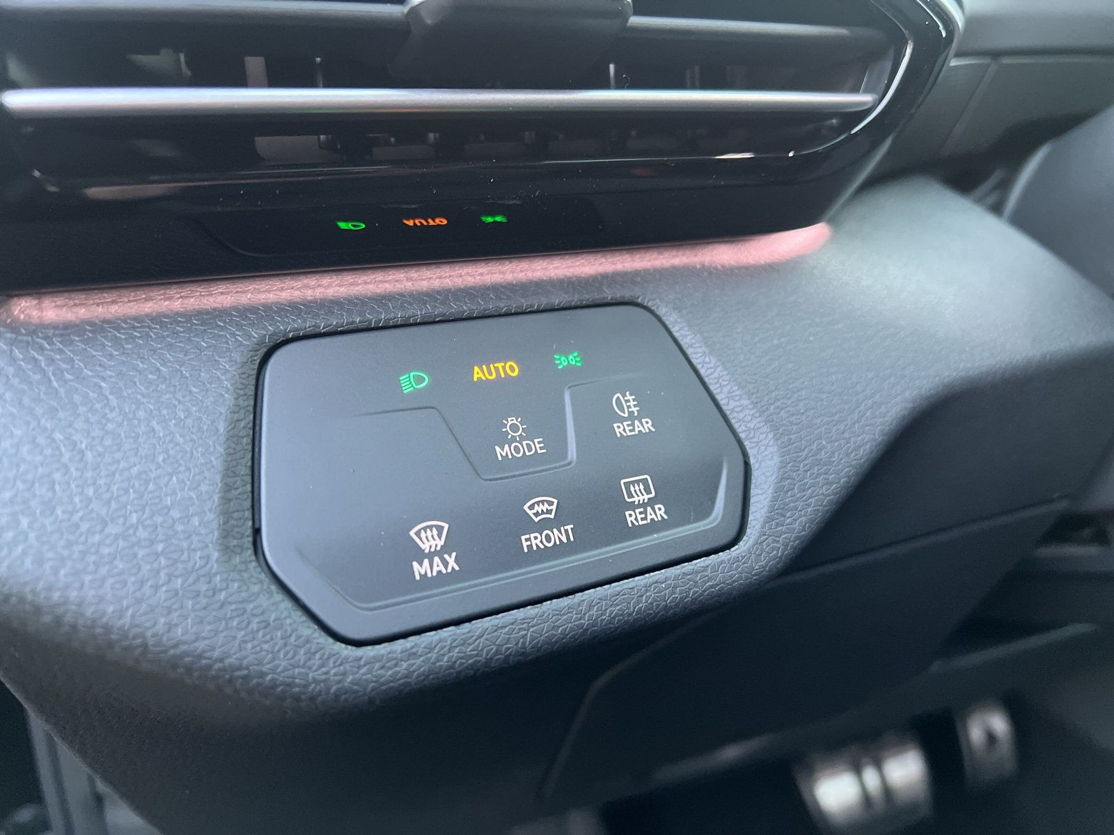 Volkswagen - ID.4_27