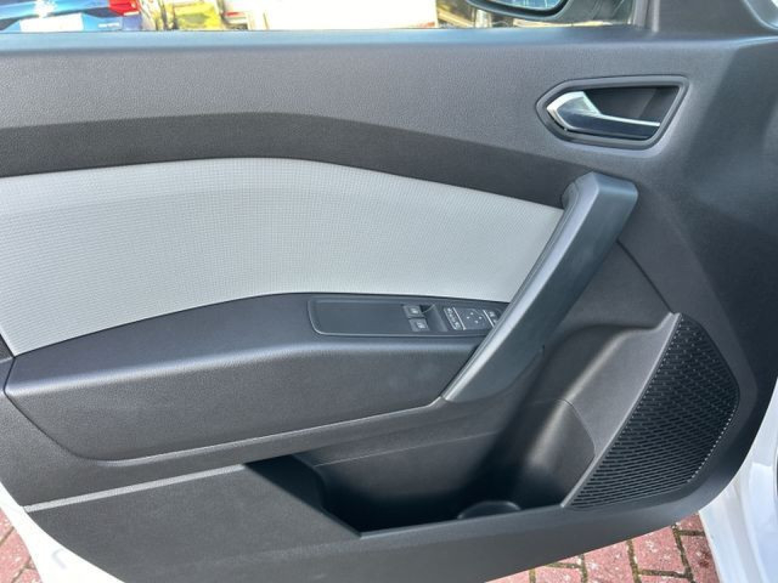 Nissan - Townstar_21