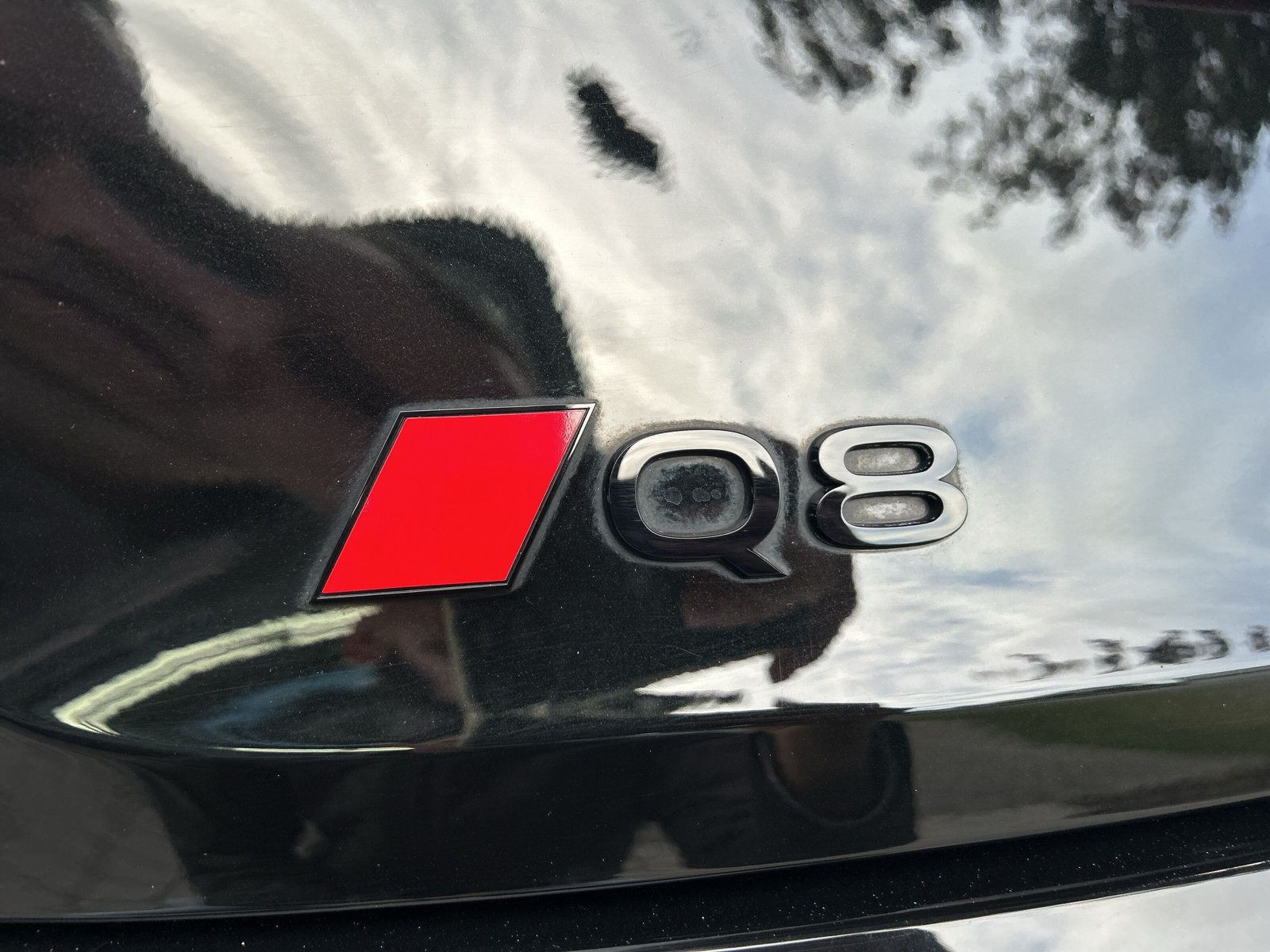 Audi - Q8 Sportback e-tron_34