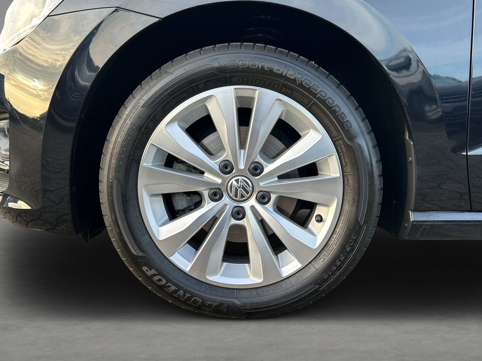 Volkswagen - Golf Sportsvan_6