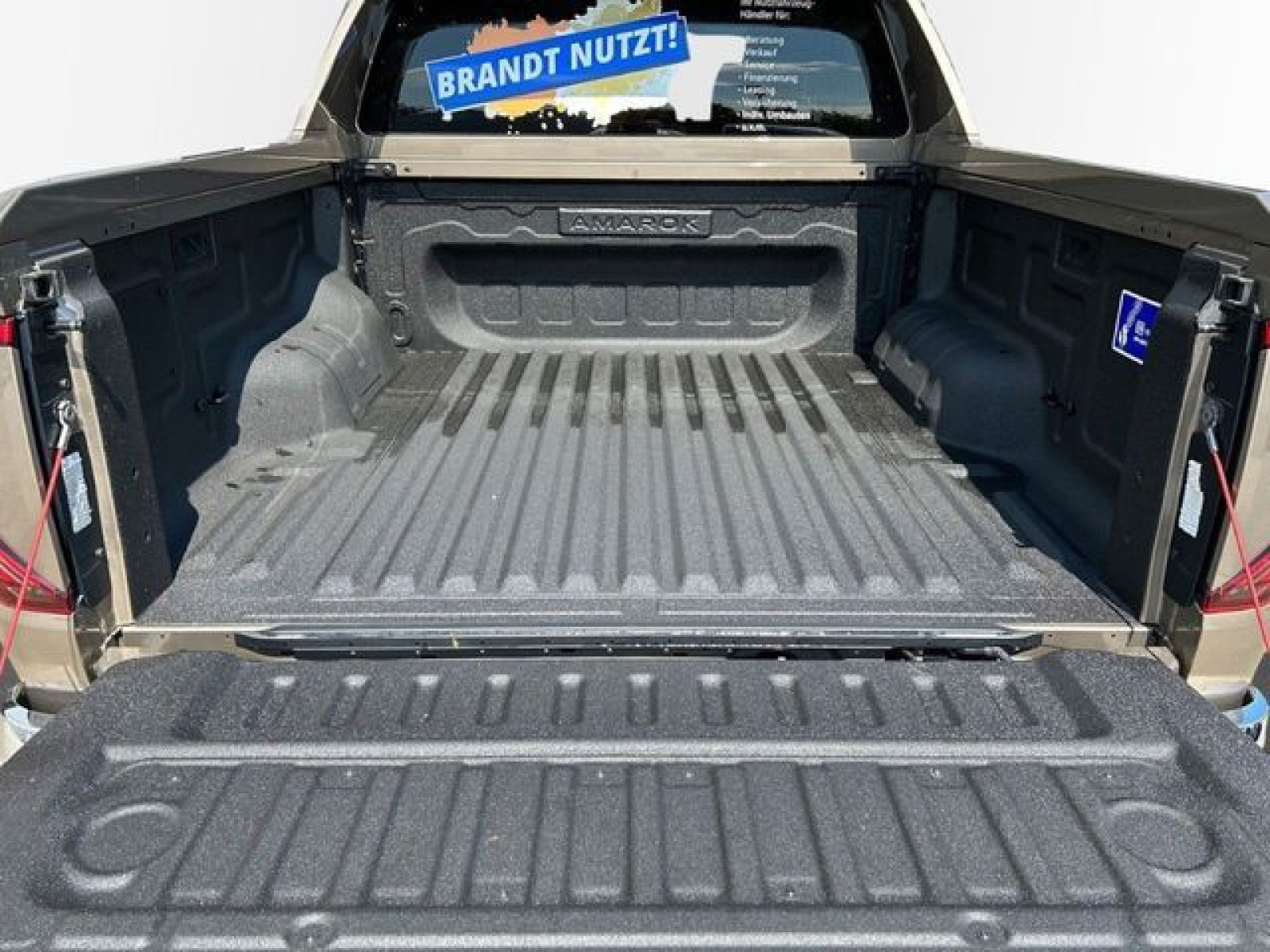 Volkswagen - Amarok_11