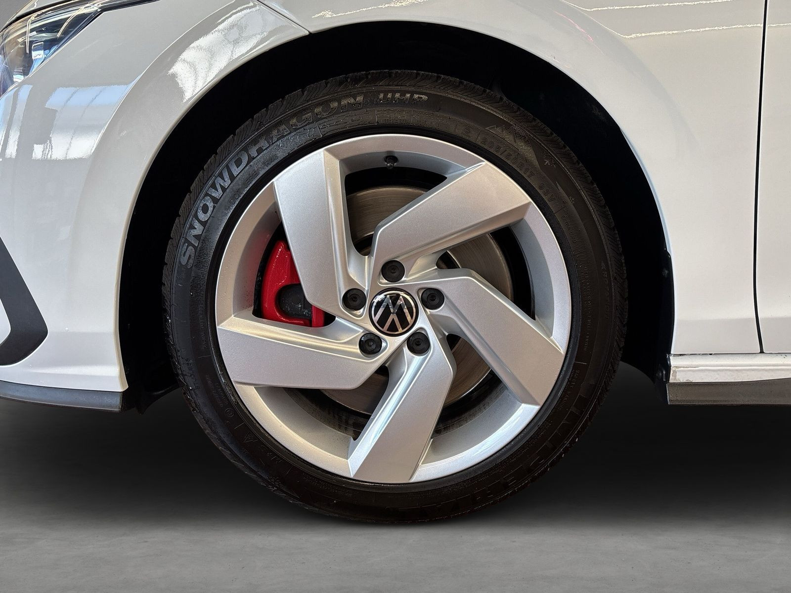 Volkswagen - Golf GTI_7