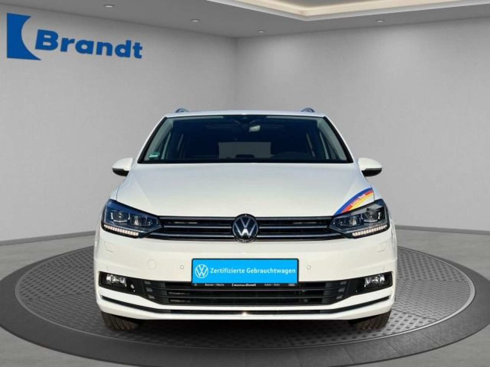 Volkswagen - Touran_4