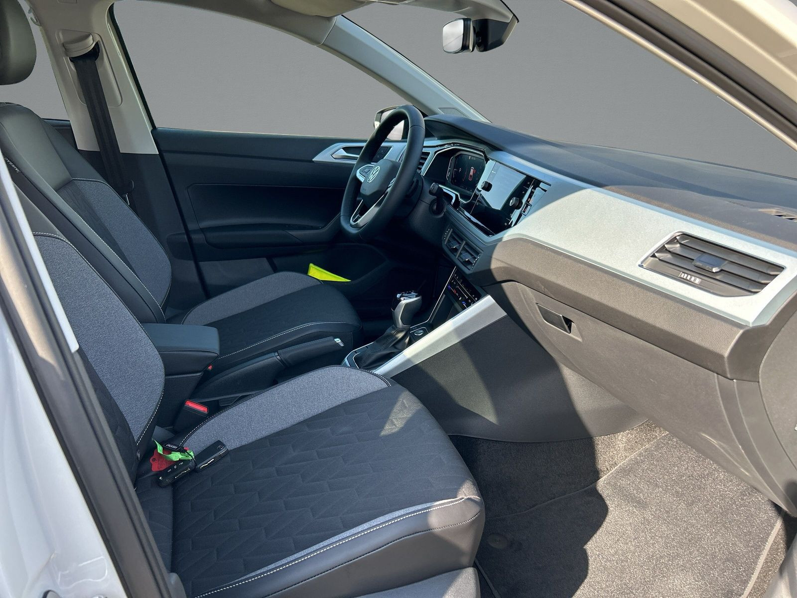 Volkswagen - Polo_13