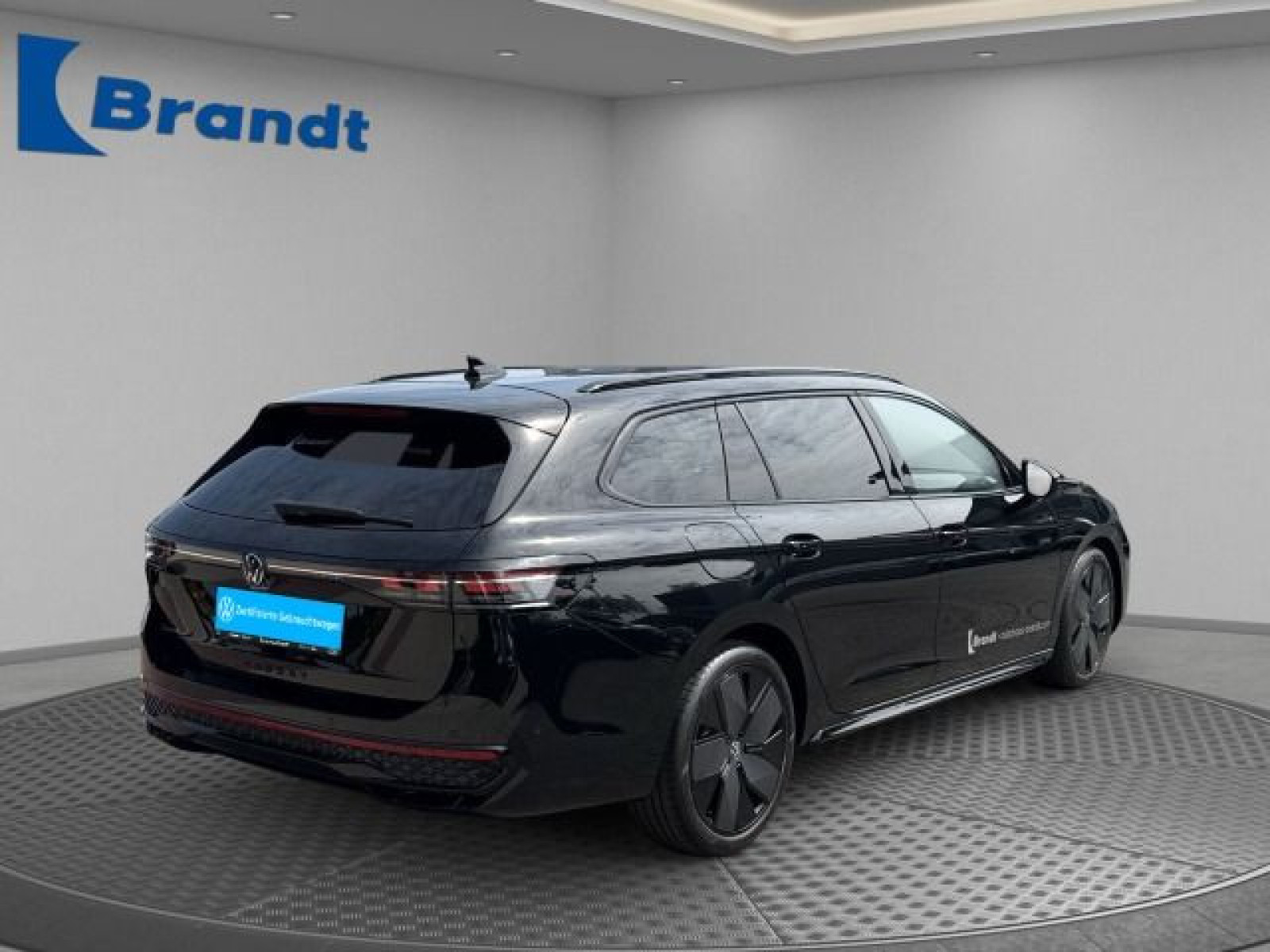 Volkswagen - Passat Variant_3