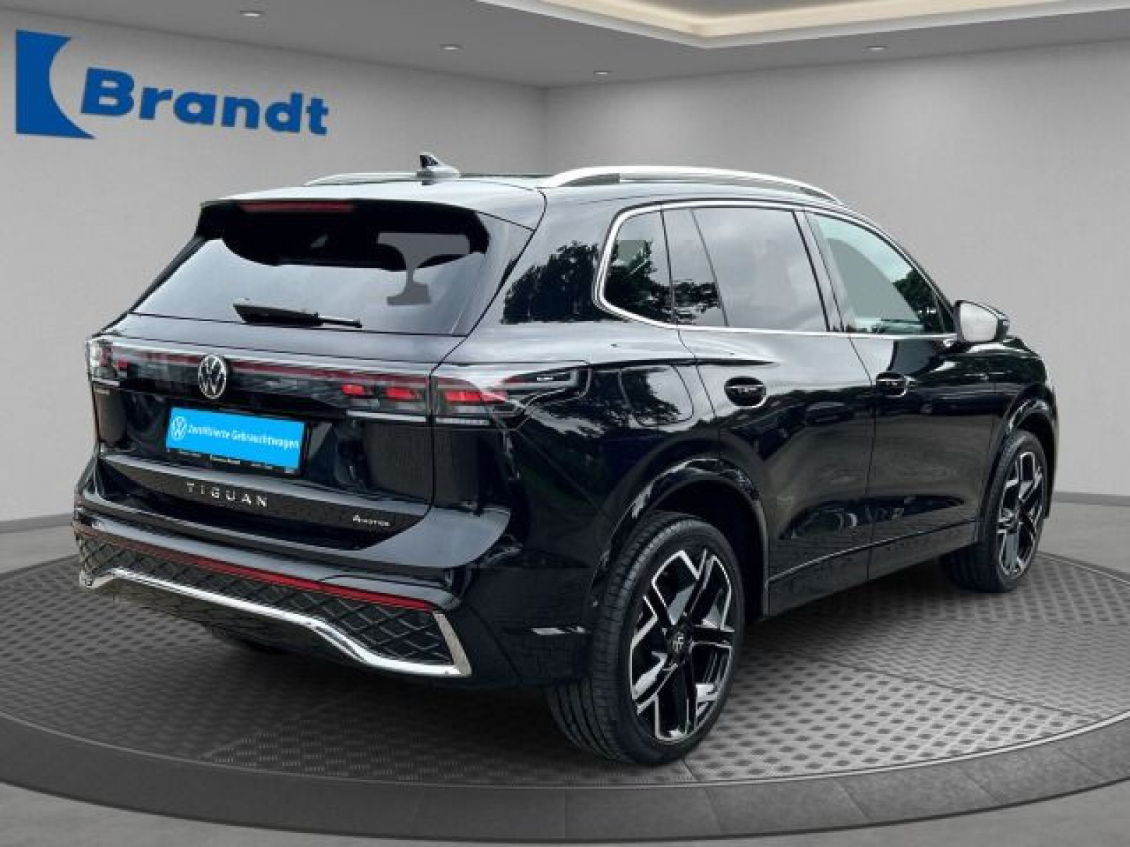 Volkswagen - Tiguan_4