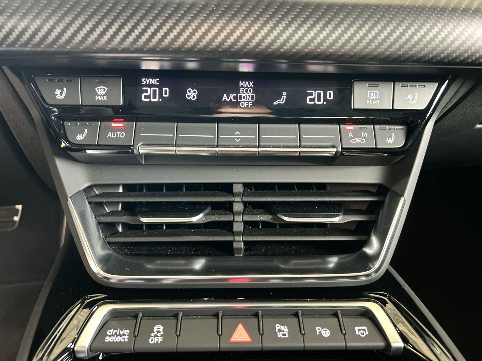 Audi - e-tron GT quattro_16