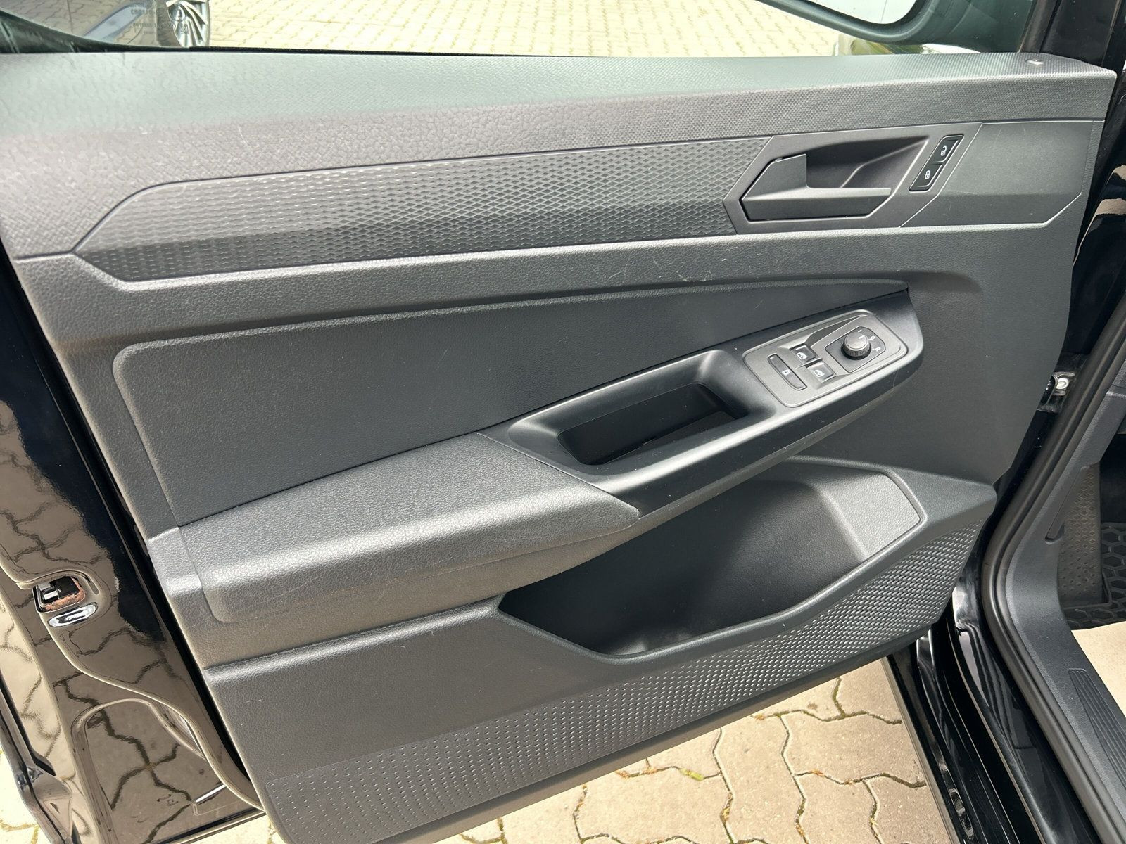 Volkswagen - Caddy Kombi_21
