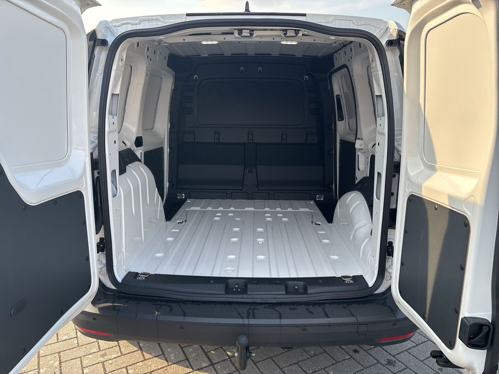 Volkswagen - Caddy_8