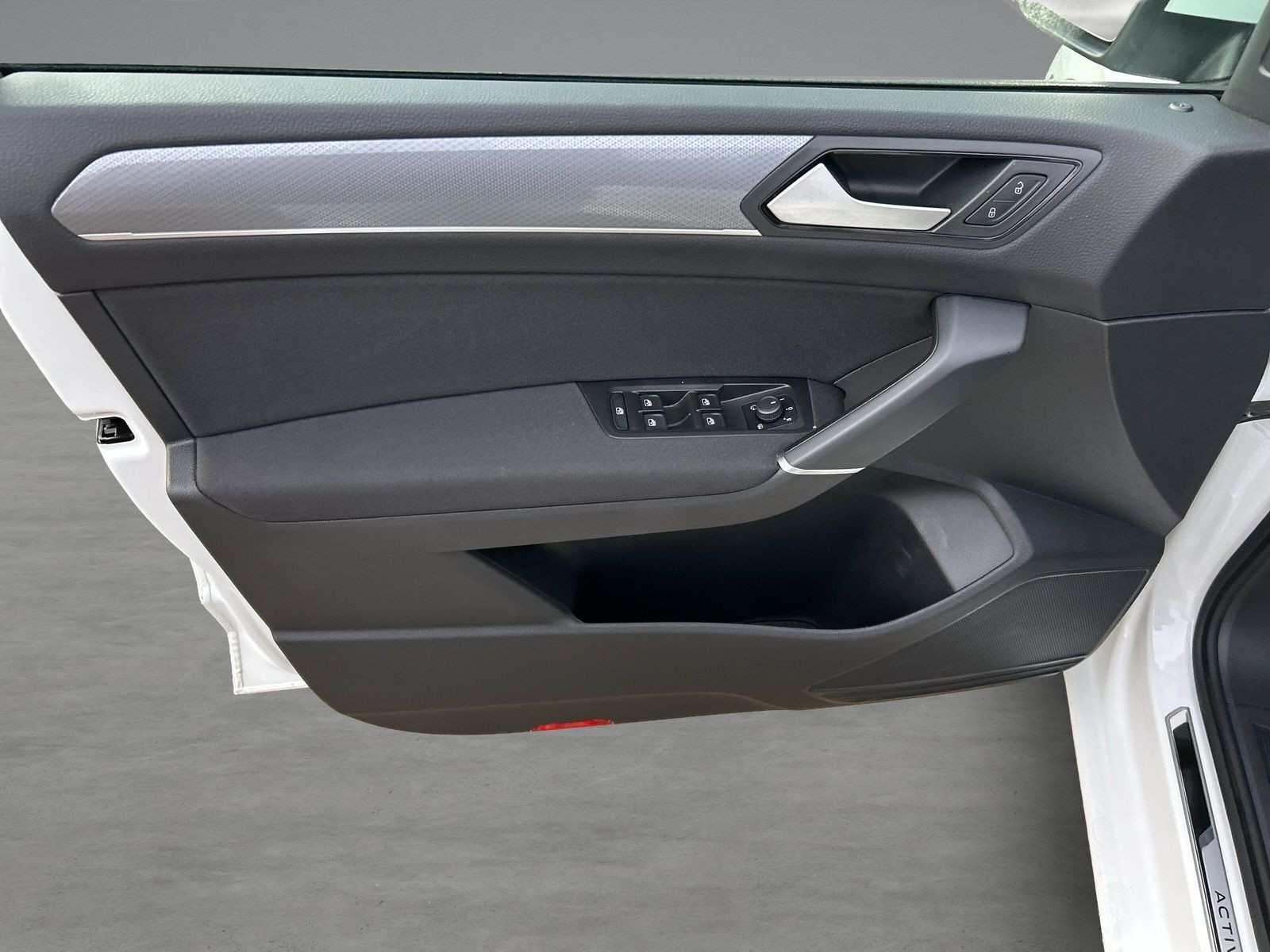 Volkswagen - Touran_21