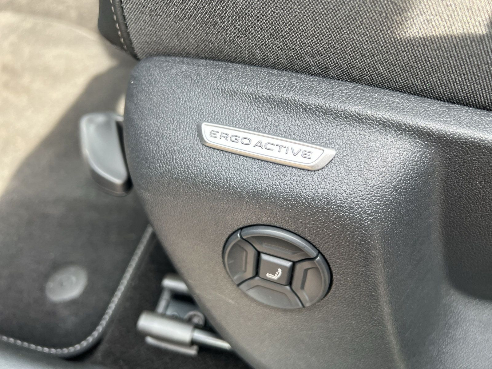 Volkswagen - Tiguan_28