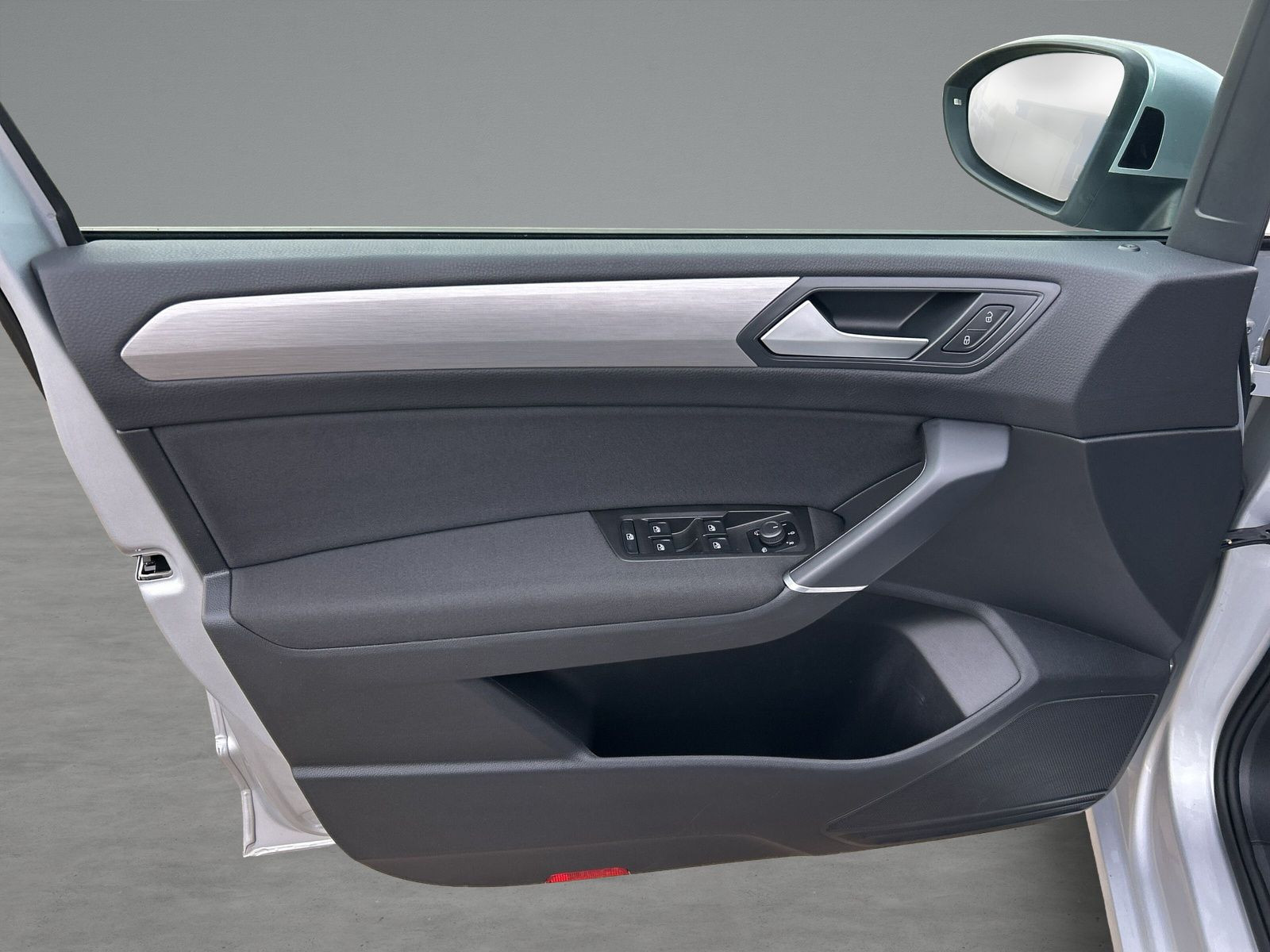 Volkswagen - Touran_21