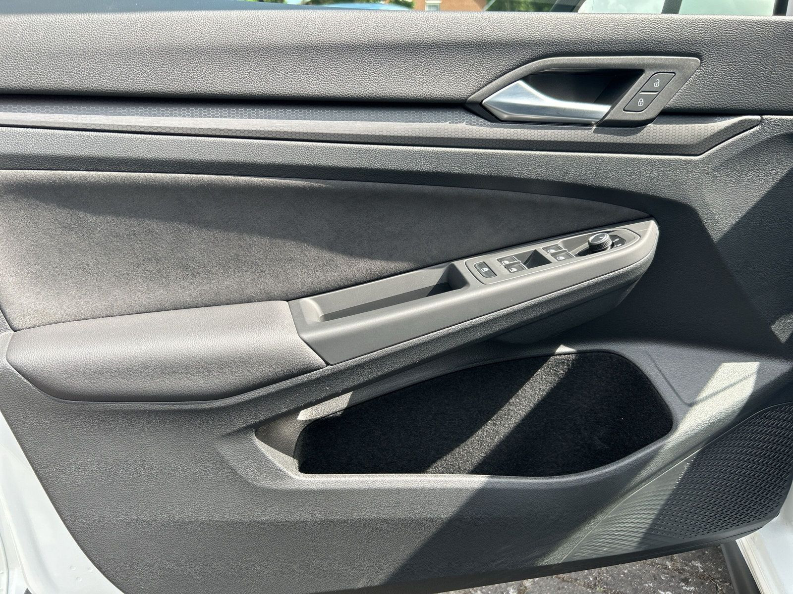 Volkswagen - Golf GTI_21