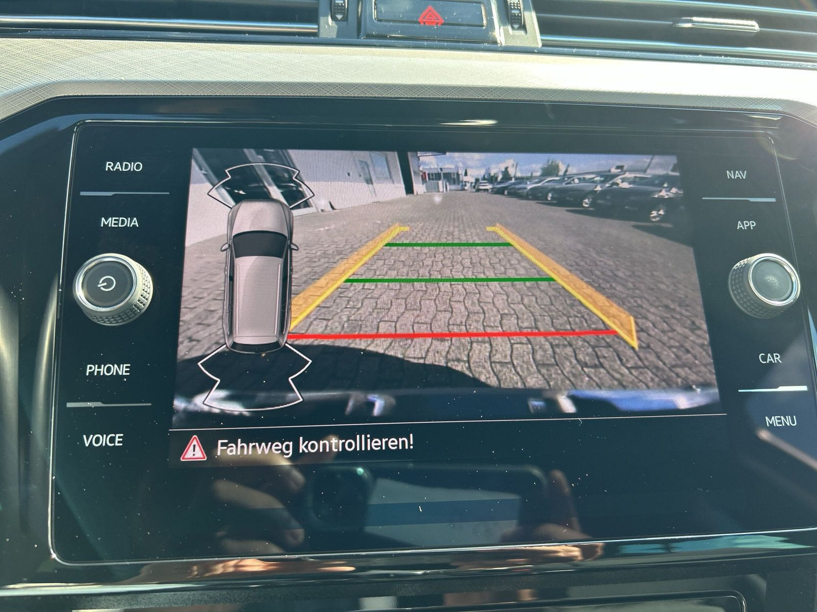 Volkswagen - Passat Variant_22