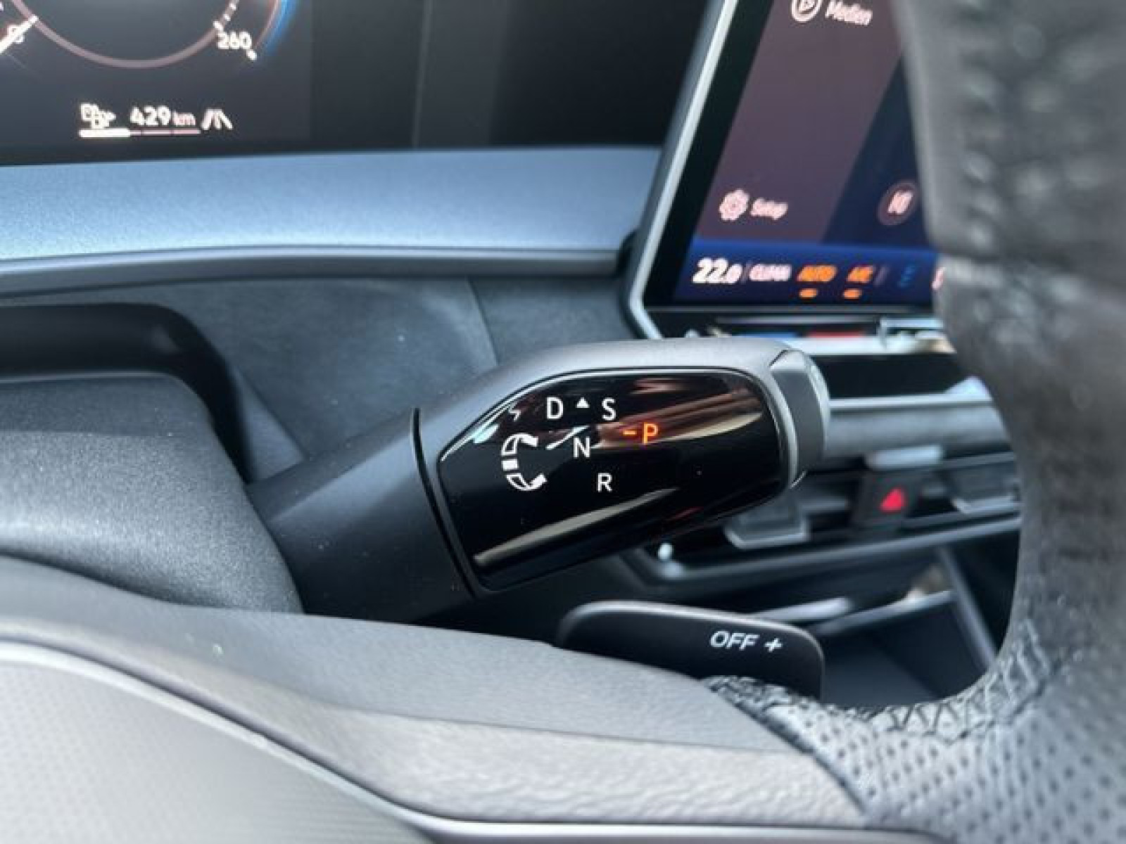 Volkswagen - Tayron_16