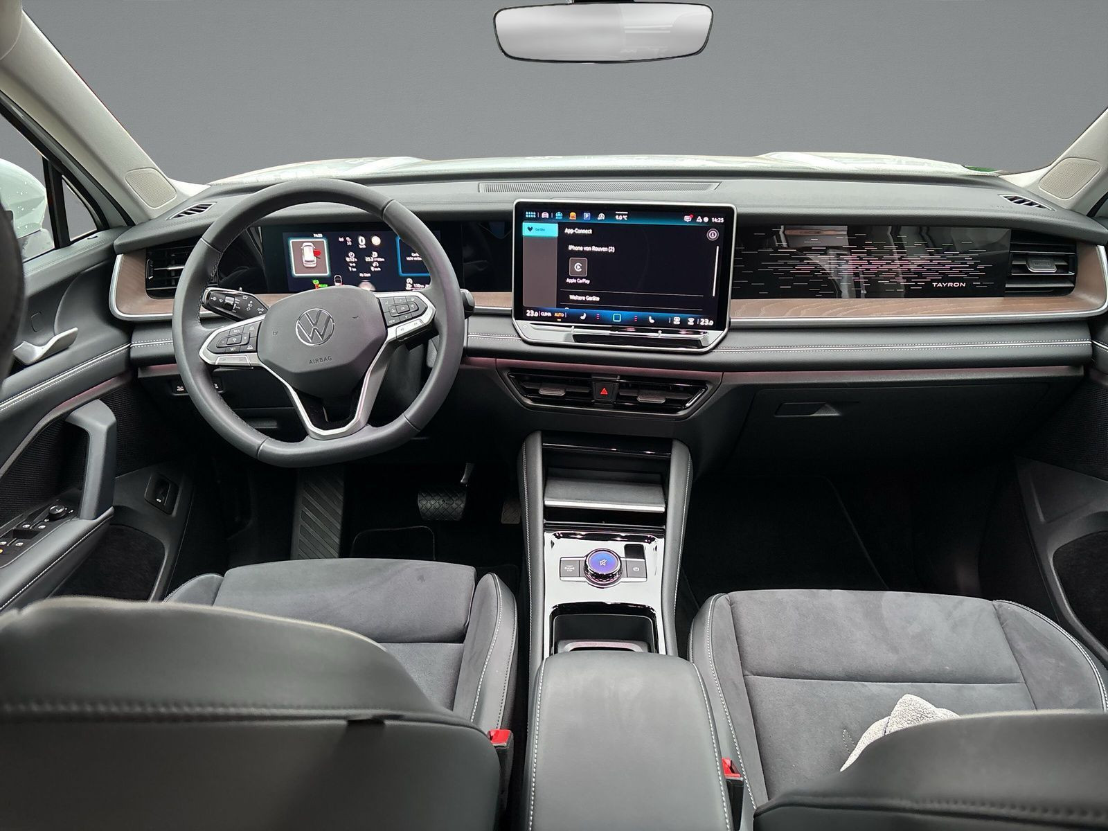 Volkswagen - Tayron_11