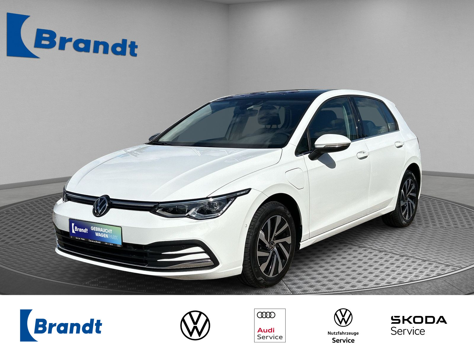 Volkswagen - Golf_1
