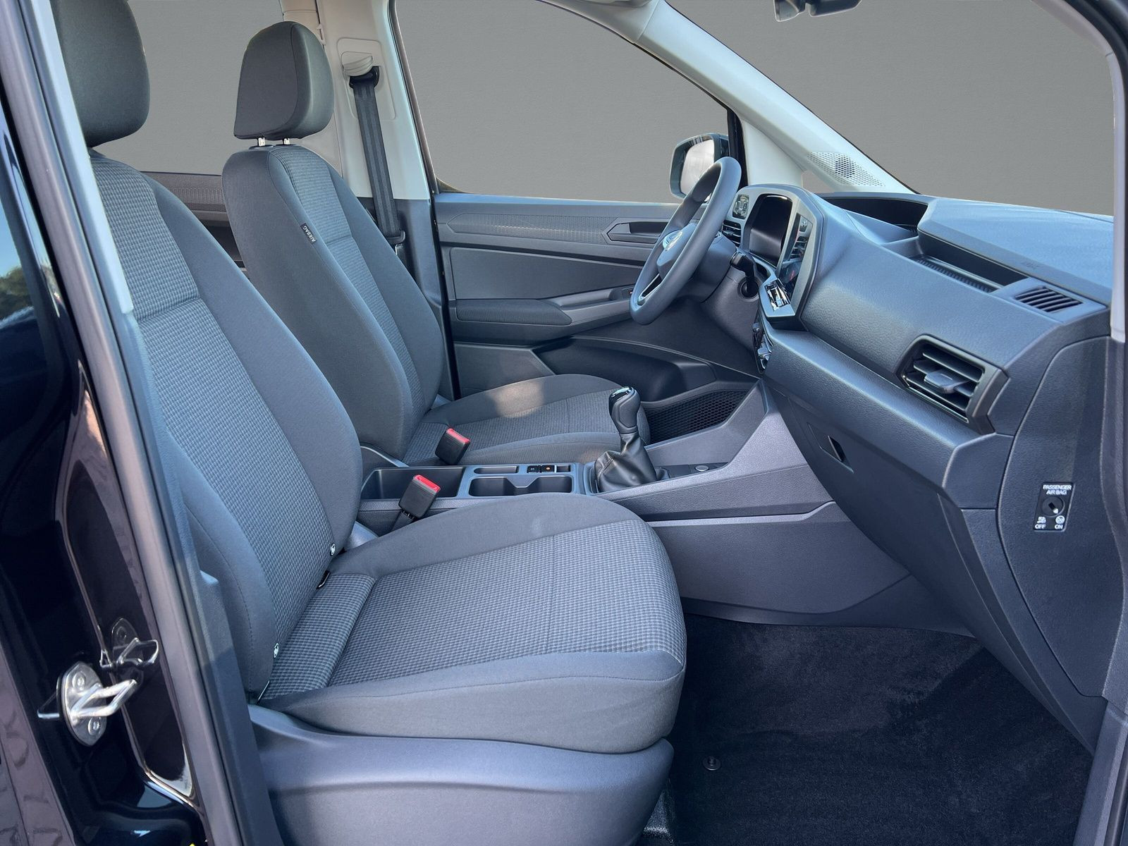 Volkswagen - Caddy_12