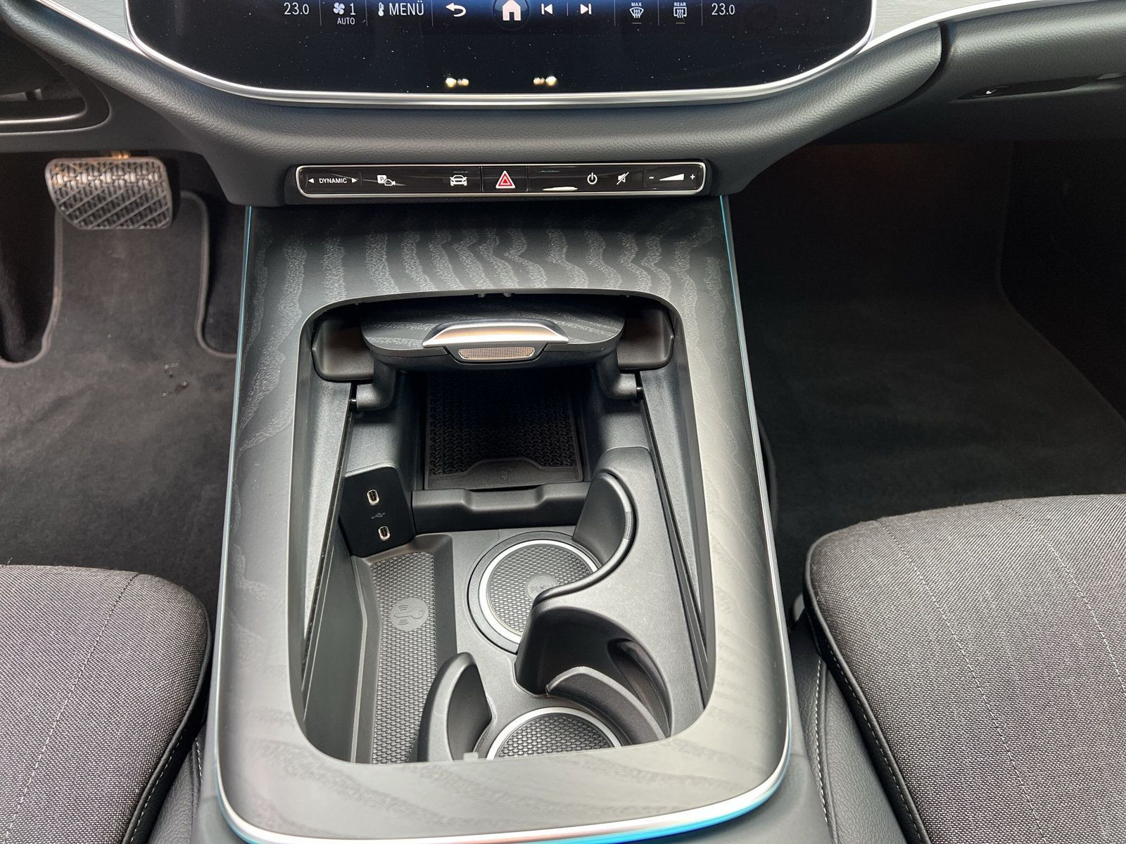 Mercedes-Benz - E 220_16