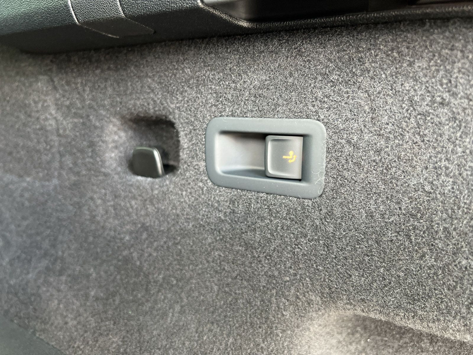 Volkswagen - Tayron_28